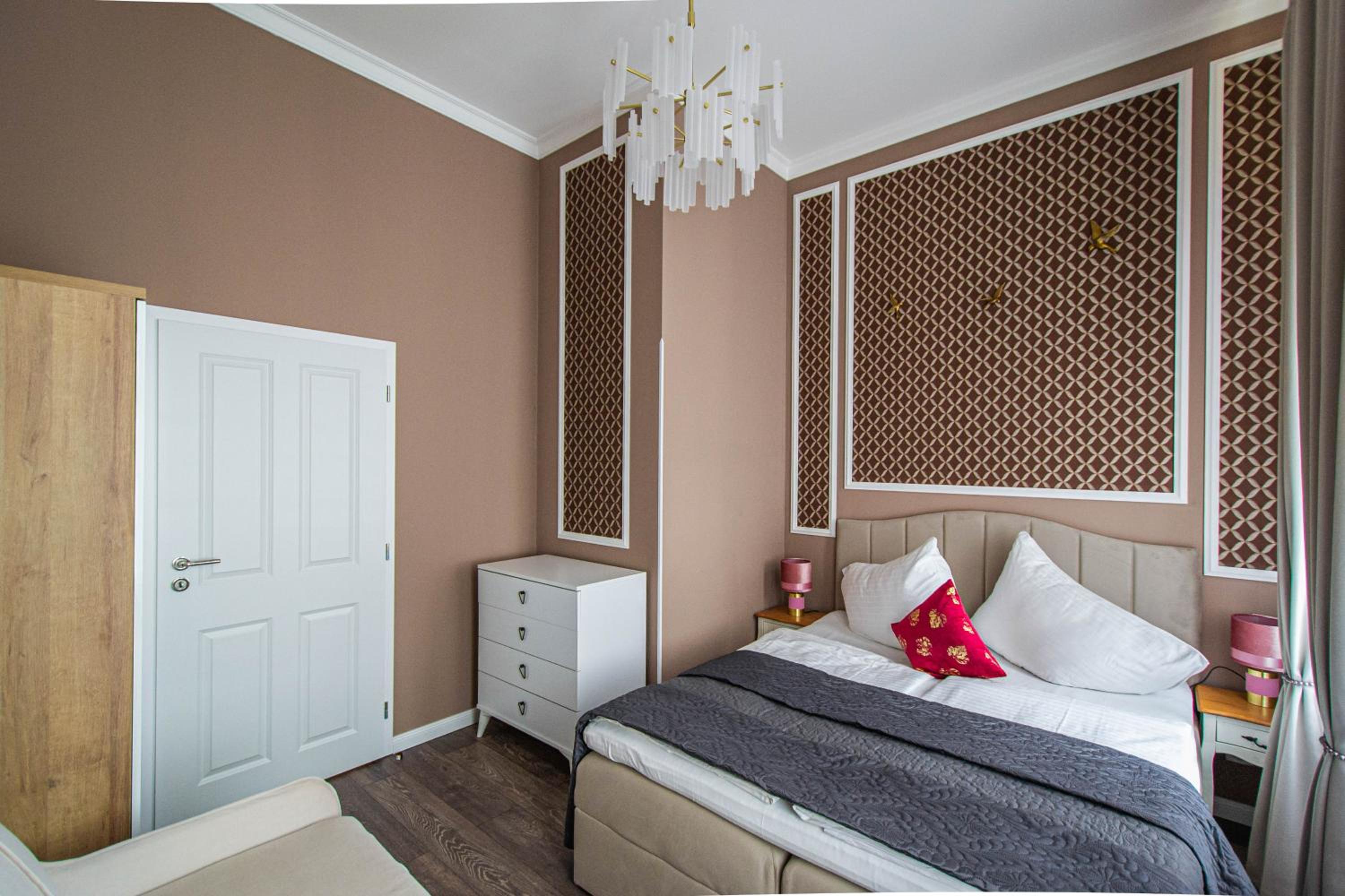 3BDR Elegance Deco Downtown Flat