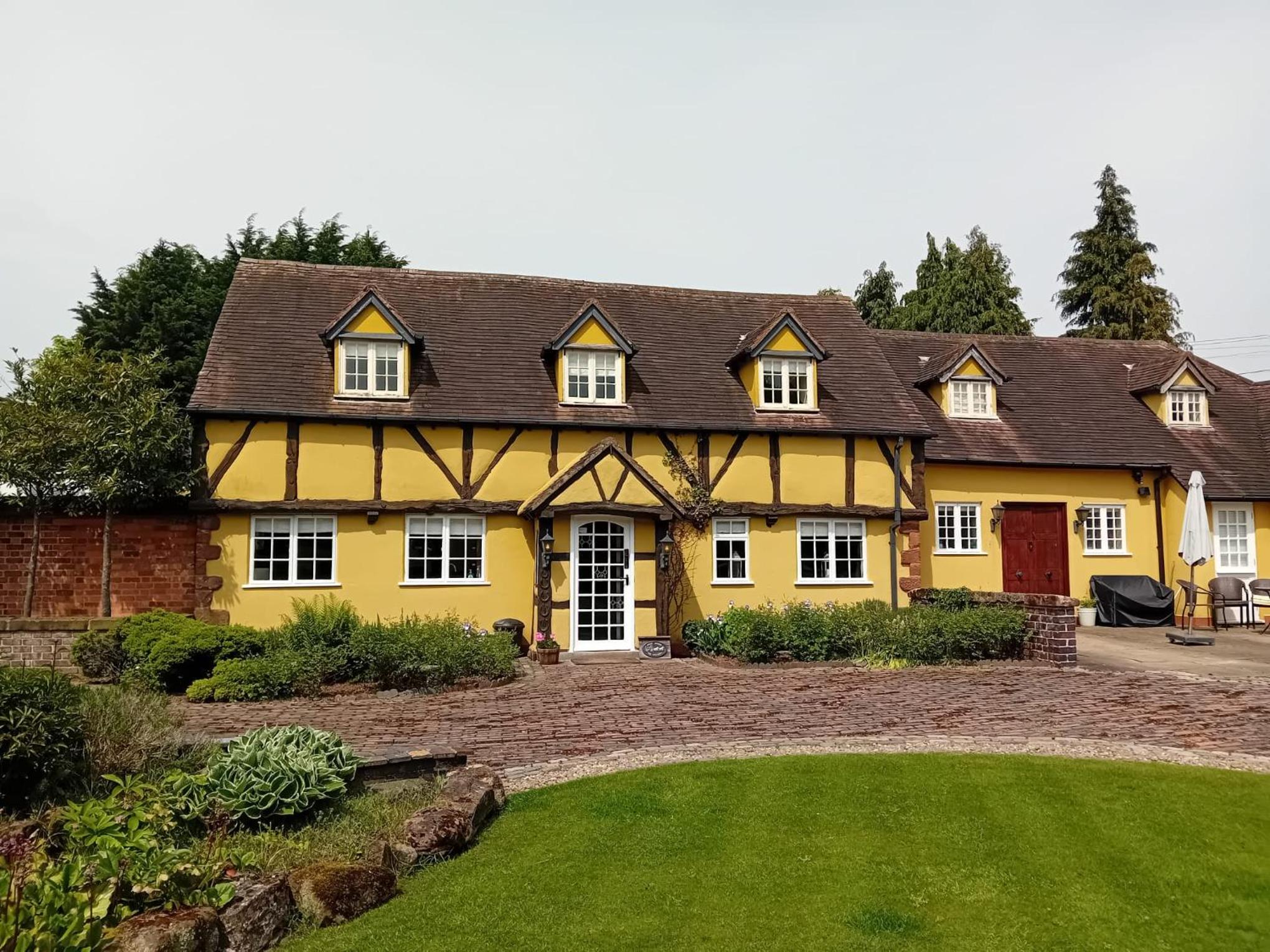 Dovehouse Farm