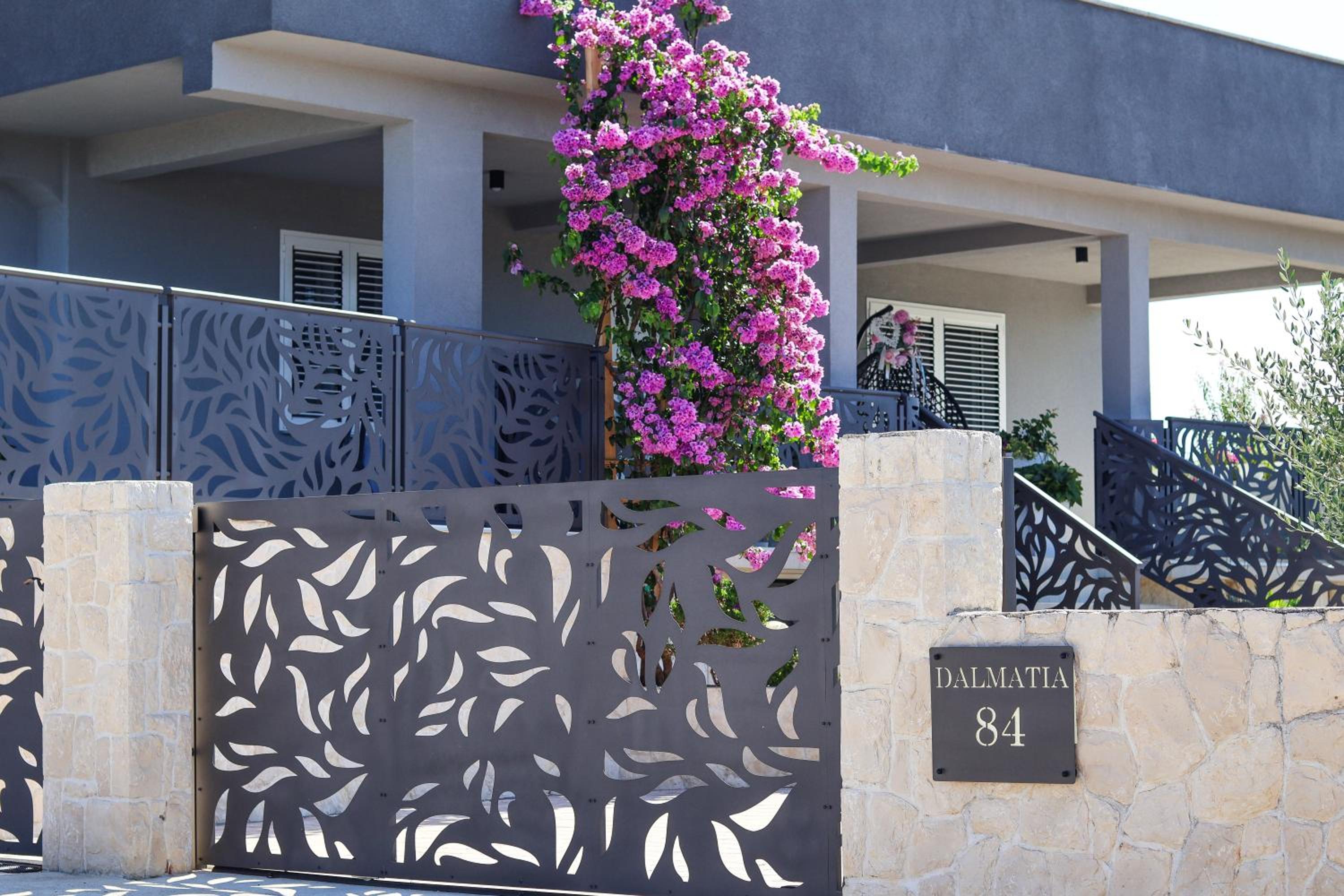 Villa Dalmatia with pool