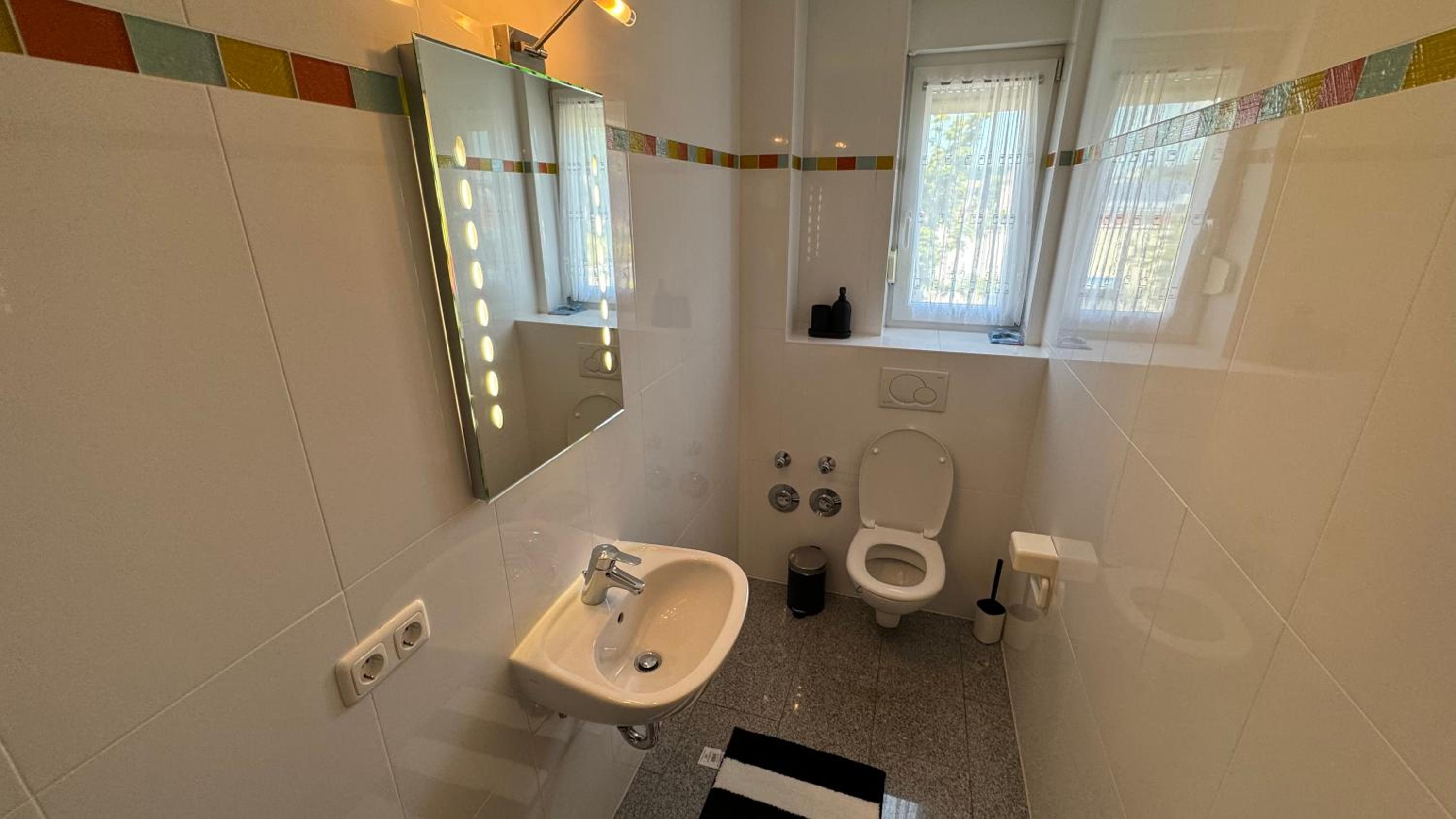 Moderne Wohnung für bis zu 8 Personen mit großem Balkon