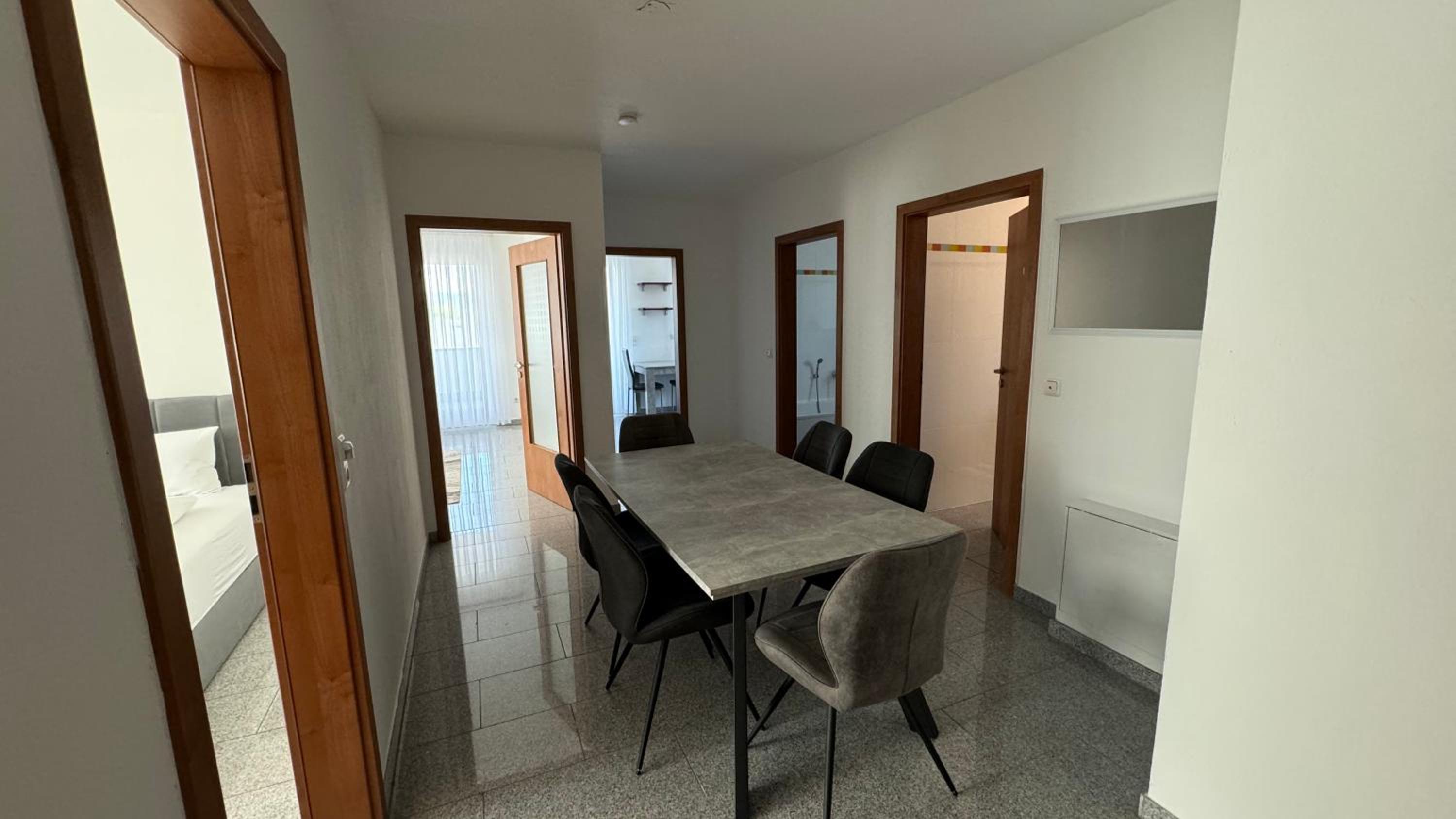 Moderne Wohnung für bis zu 8 Personen mit großem Balkon