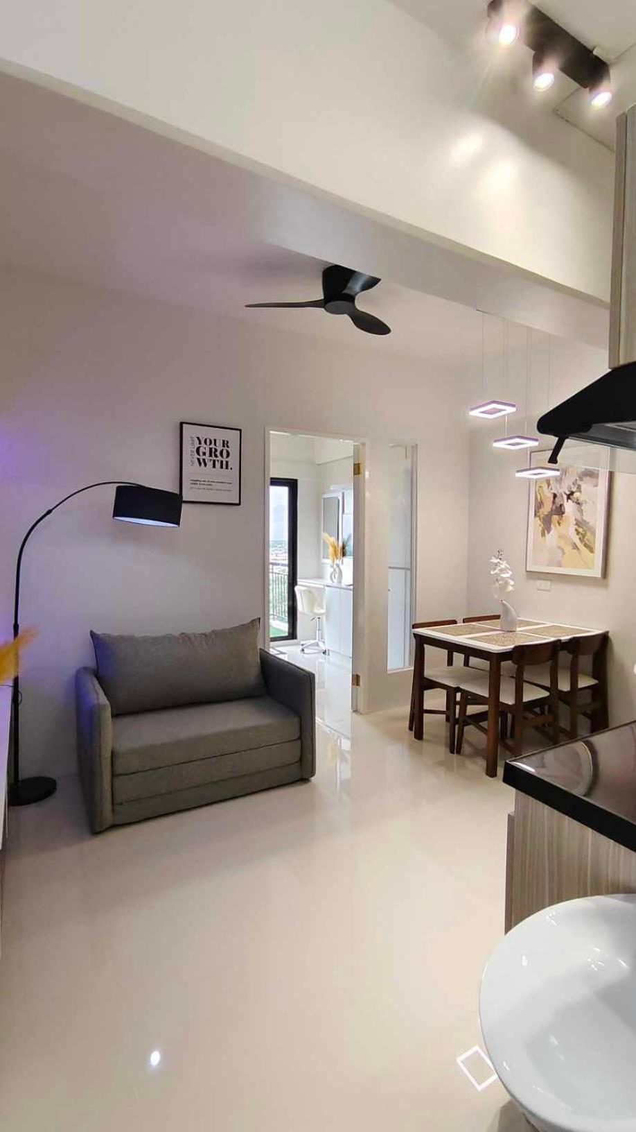 Sky High Suites Royal Ocean Crest Mactan view 2