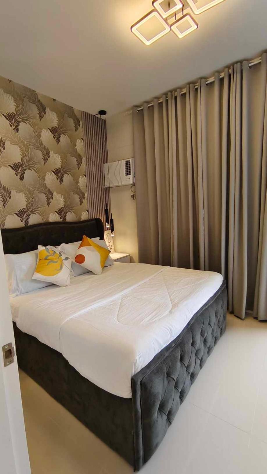 Sky High Suites Royal Ocean Crest Mactan view 4