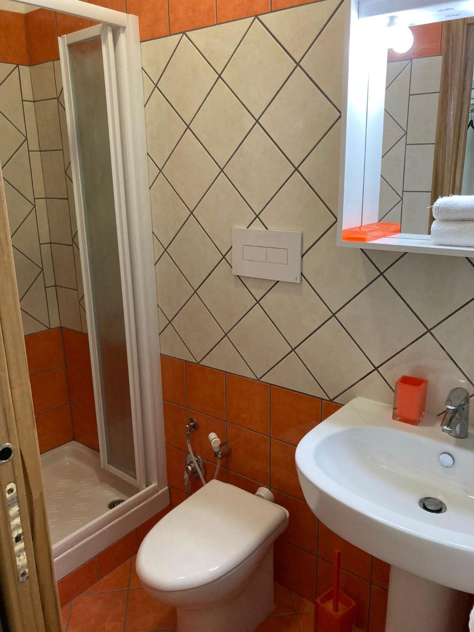 SIMPLY INN close to TIVOLI