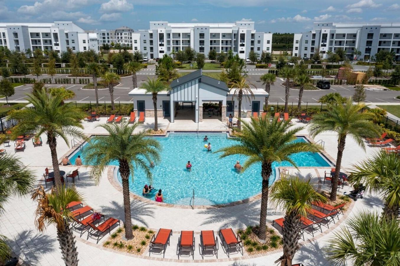 Magical Disney's Minion themed & Water View 3161 view 4