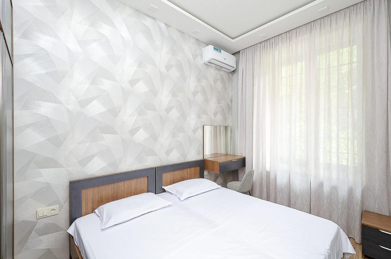 15Newly renovated, real photos, excellent apartment in the center of the capital