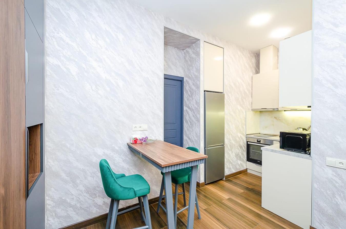 15Newly renovated, real photos, excellent apartment in the center of the capital