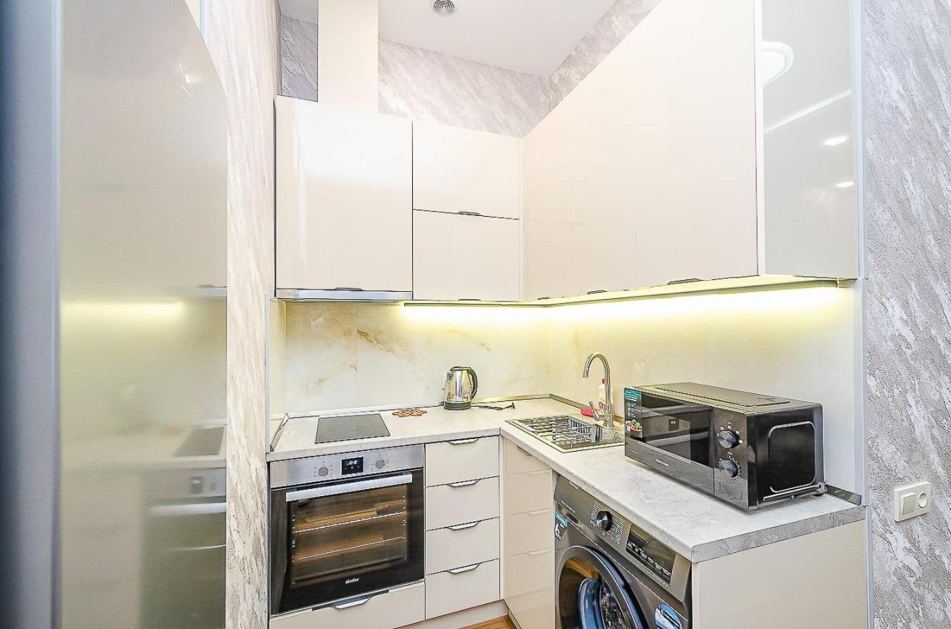 15Newly renovated, real photos, excellent apartment in the center of the capital
