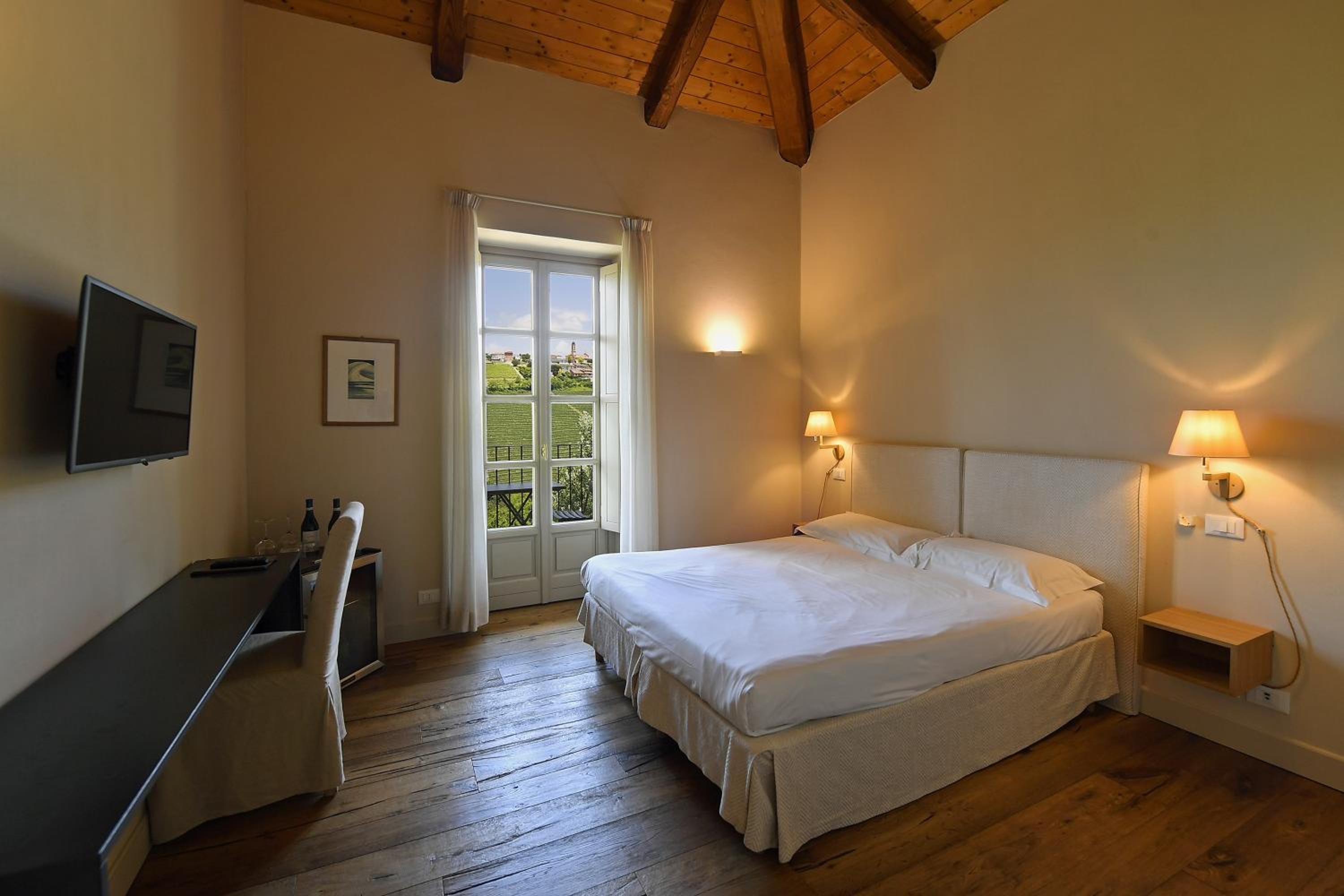 Photo 46
