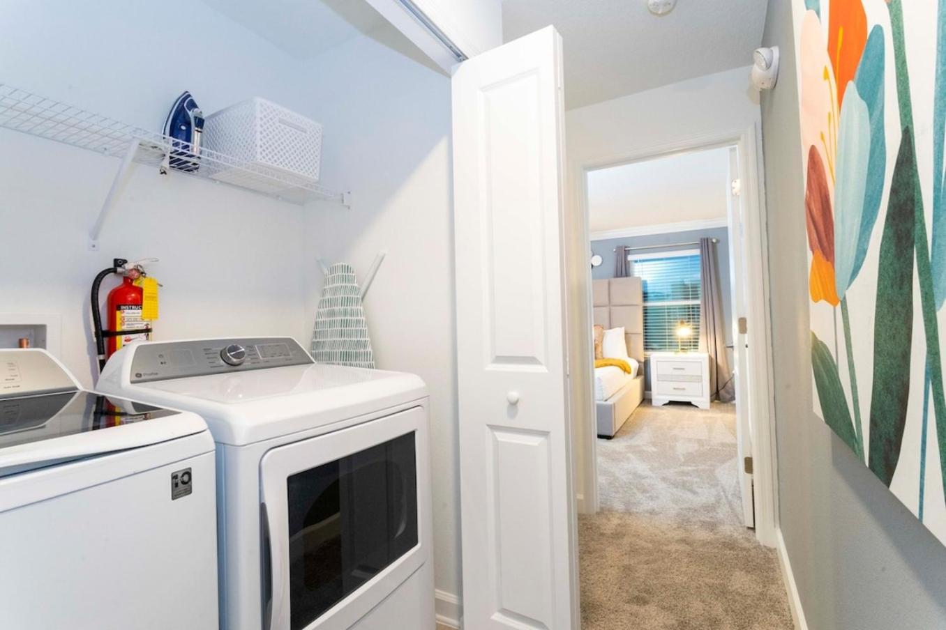 Luxury 4Bed Near Disney, FreeVIP Resort 4335