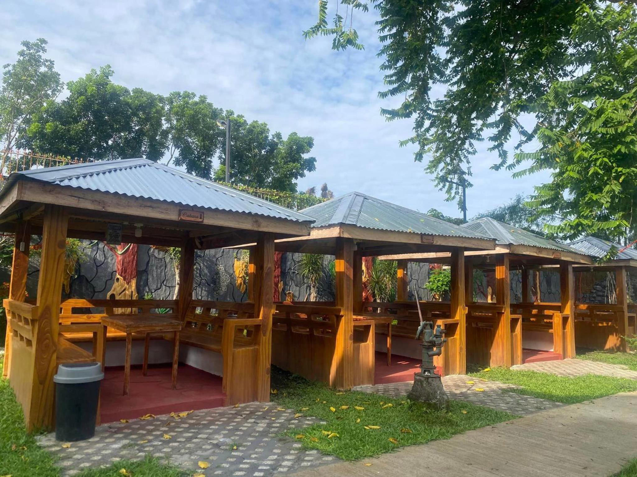 LLANES BANCOLITA'S RESORT - Taal lakeview resort balete view 4