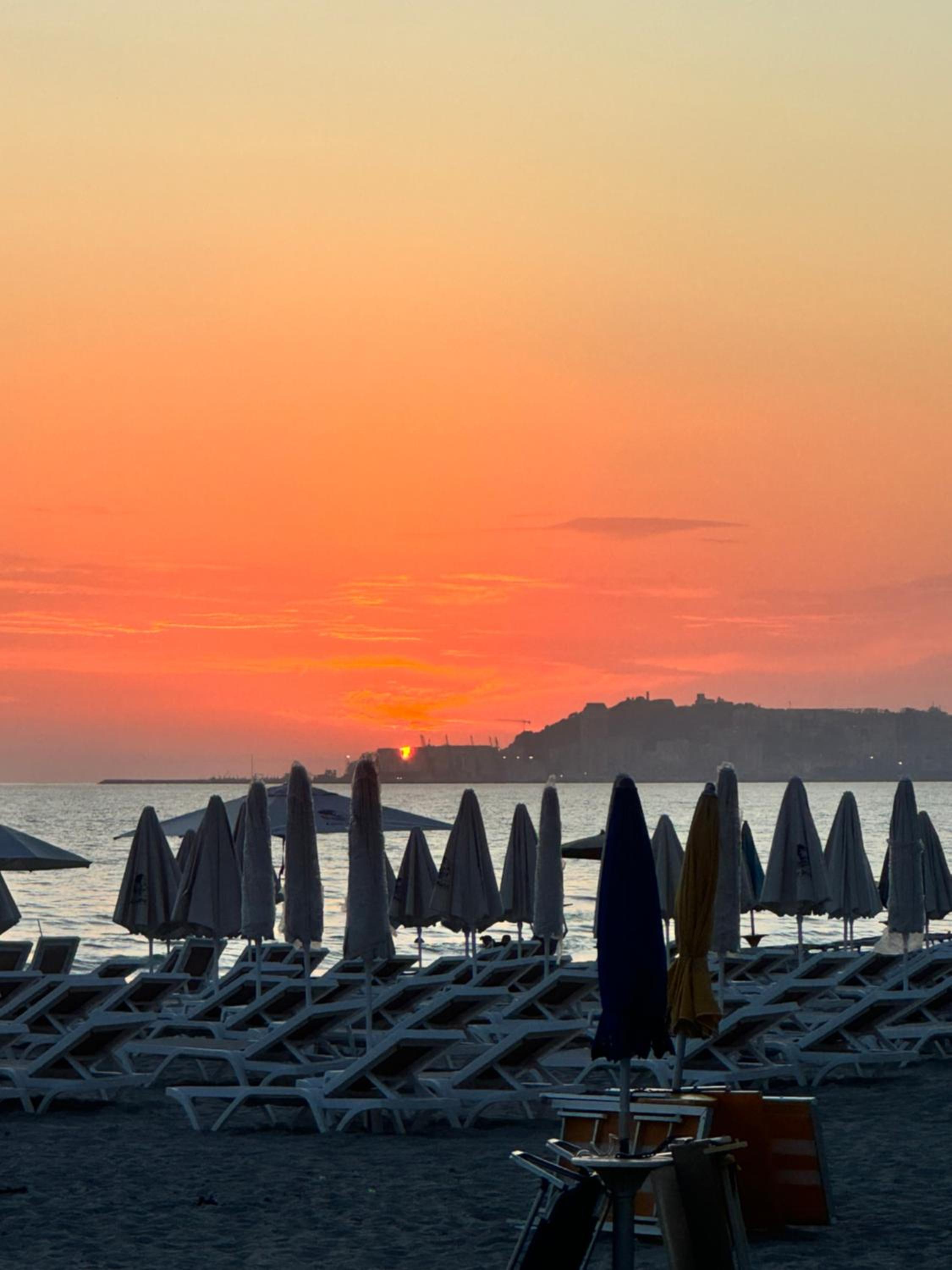 Seconds to the beach
