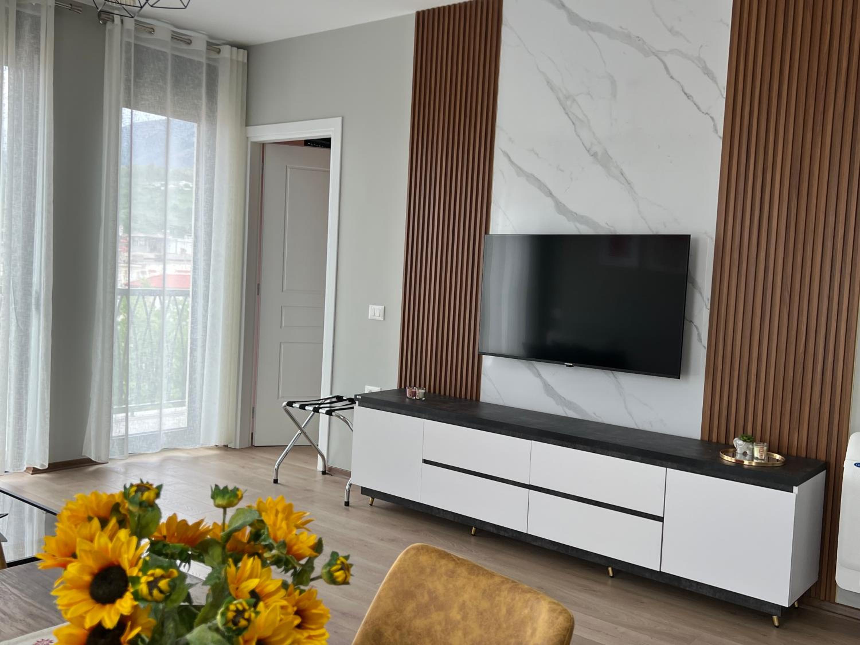 Alma Rose Apartments 4