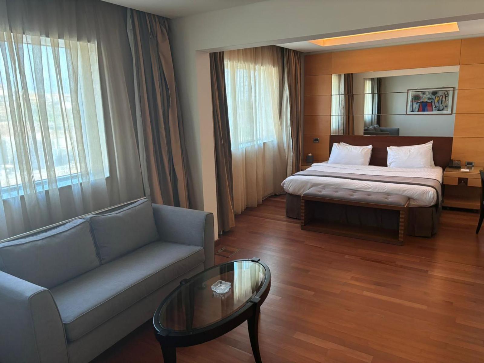 Coral Beach Hotel And Resort Beirut - Image 2