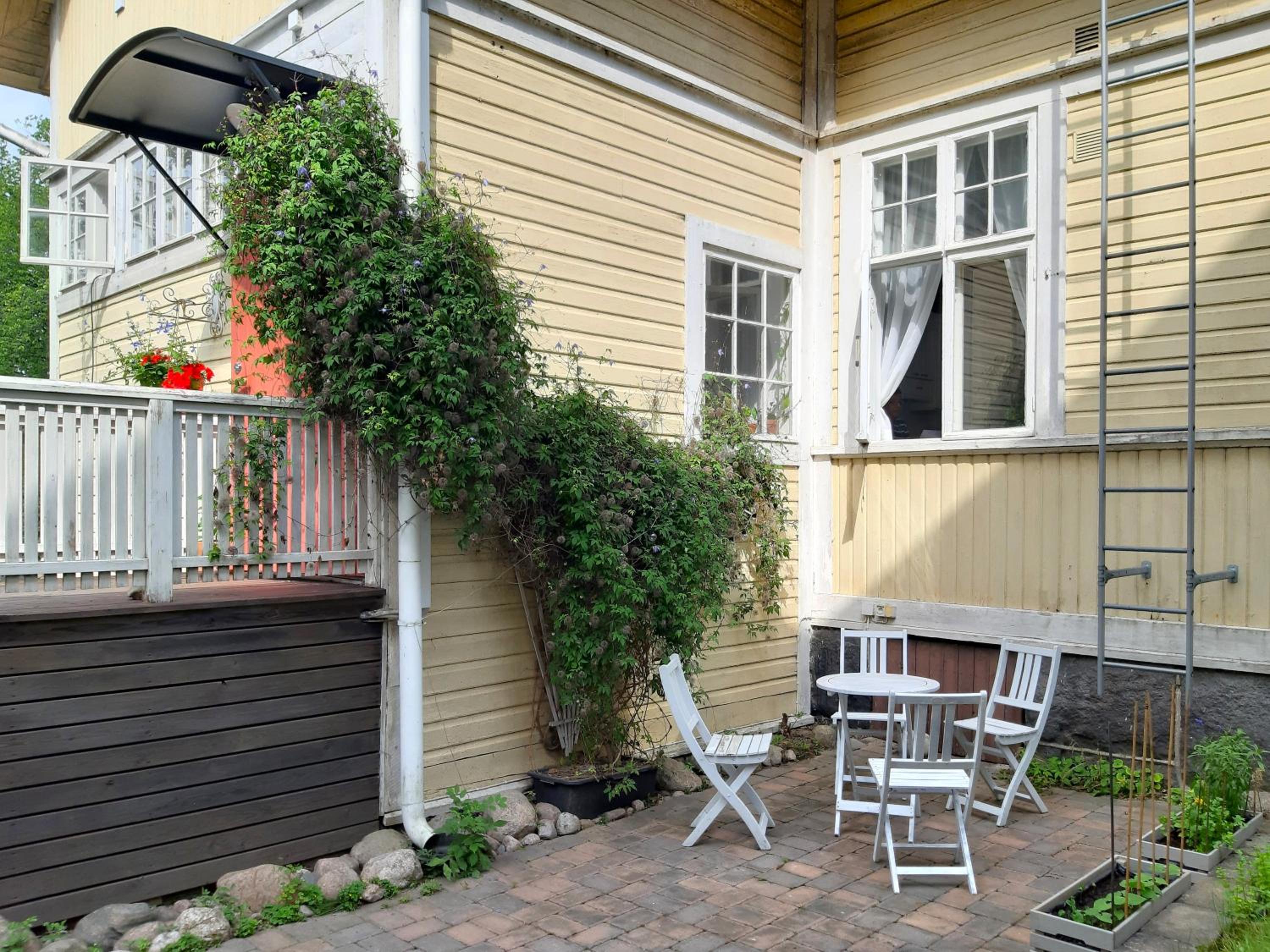 Old Wooden House apartment in central Tammisaari