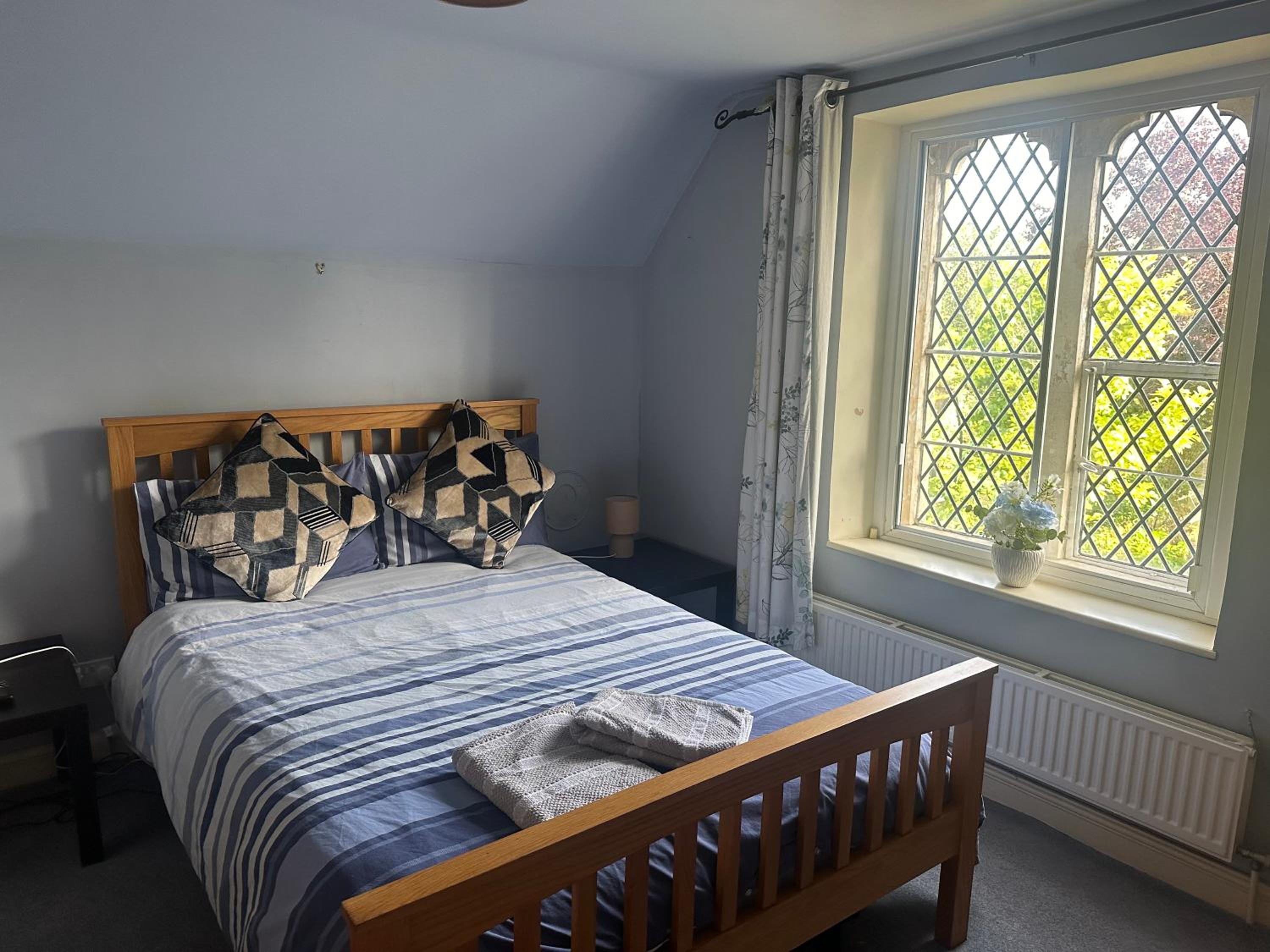 Trowbridge Lodge