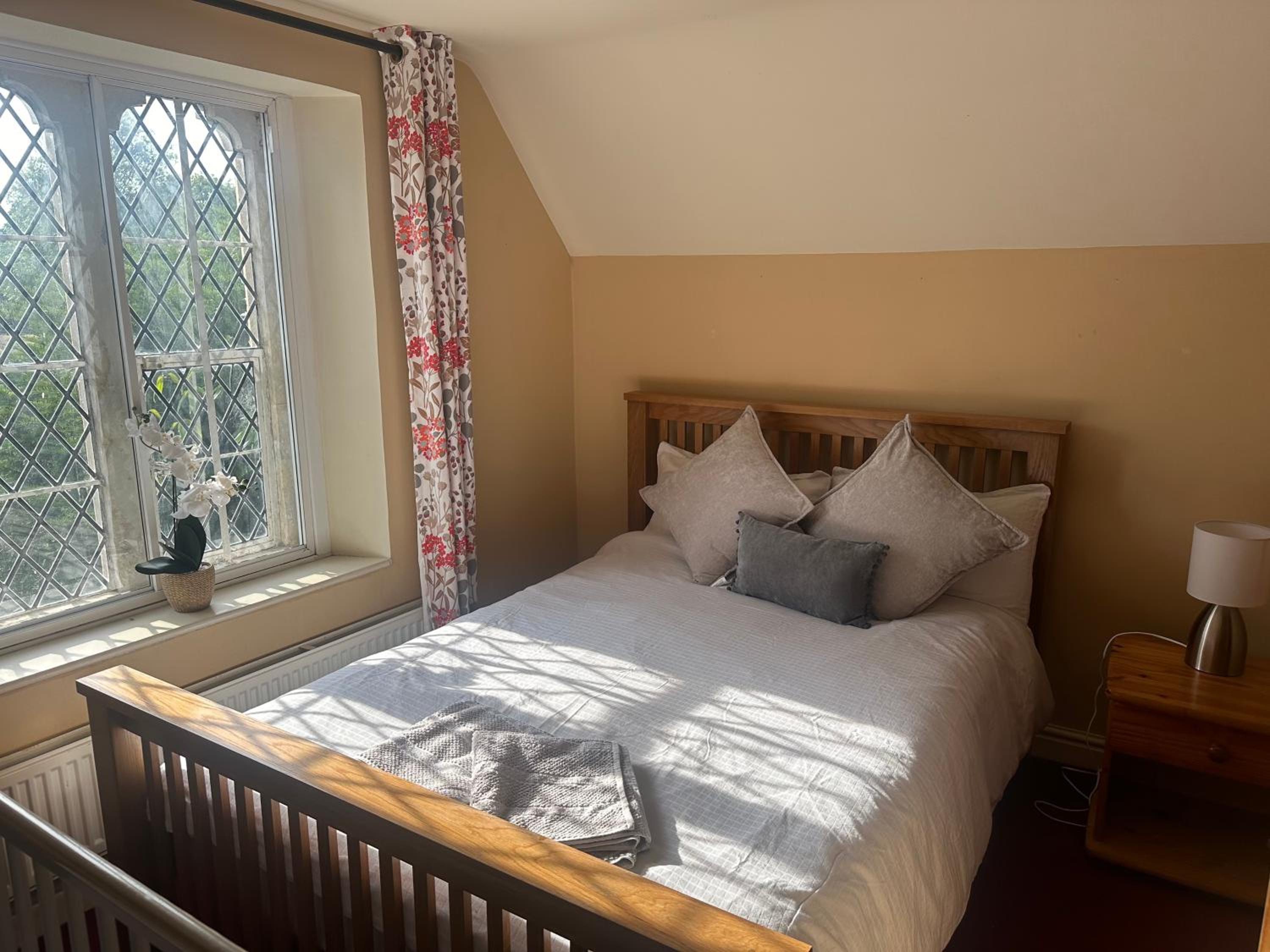 Trowbridge Lodge