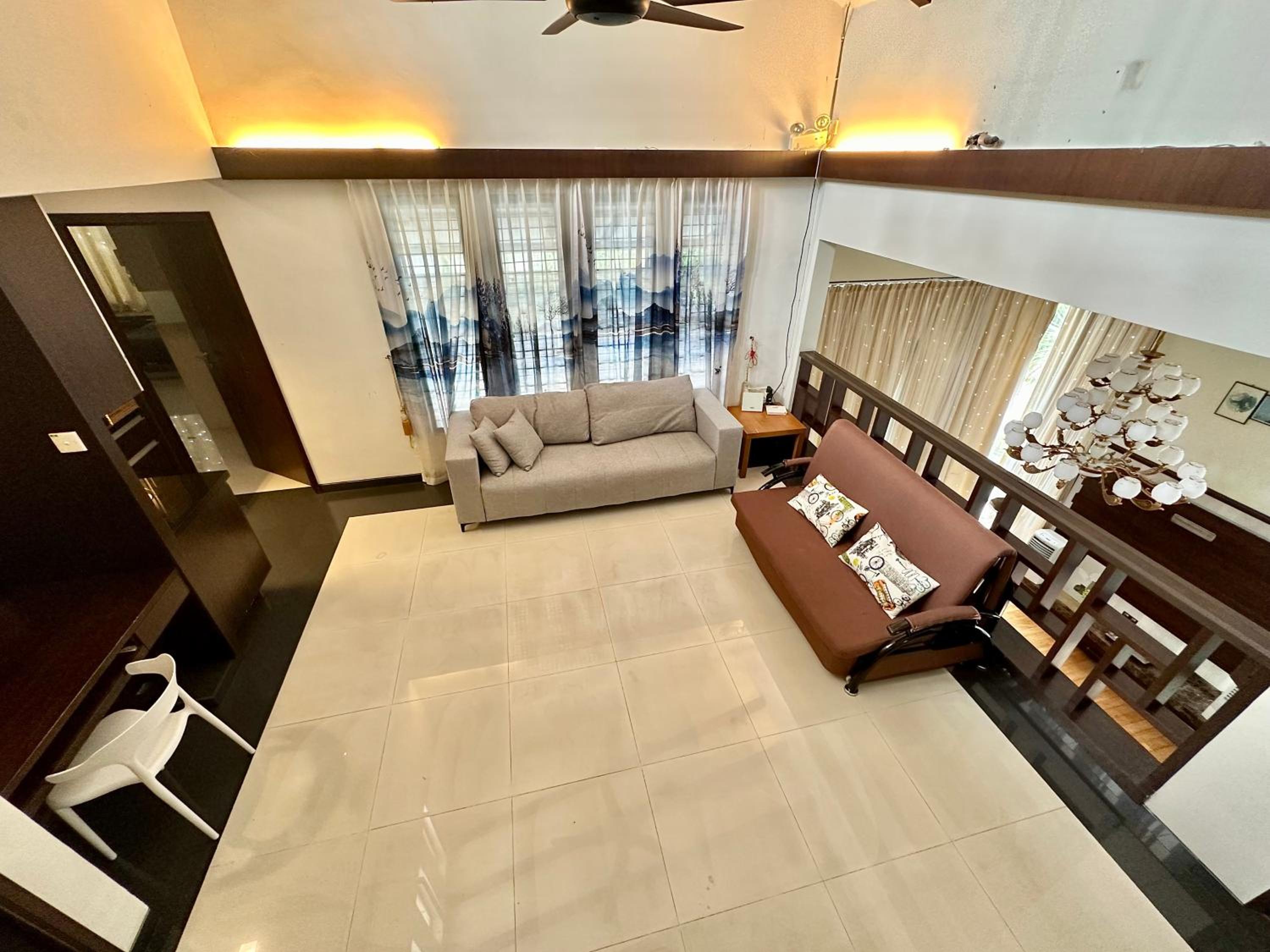 LF Tropical Pool Villa 1 l BBQ l Netflix l KTV l Private Pool l Mt Austin l 6&1R up to 20pax