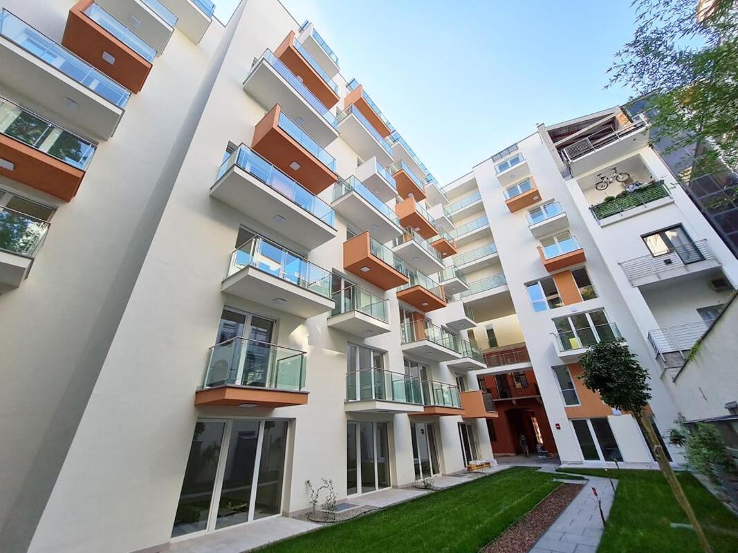 Little Americas North West Apartments view 5