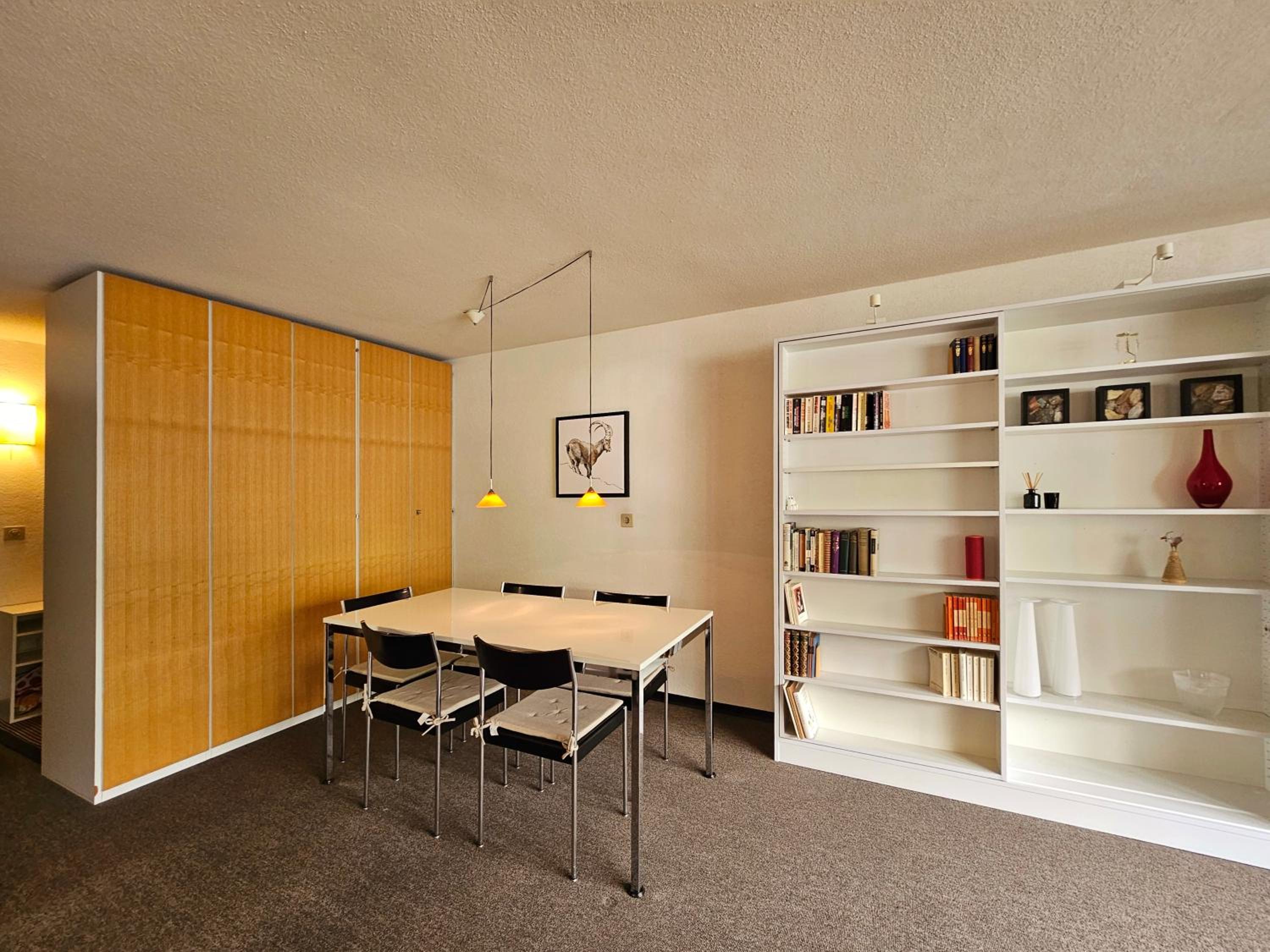 Cresta 3rd Floor