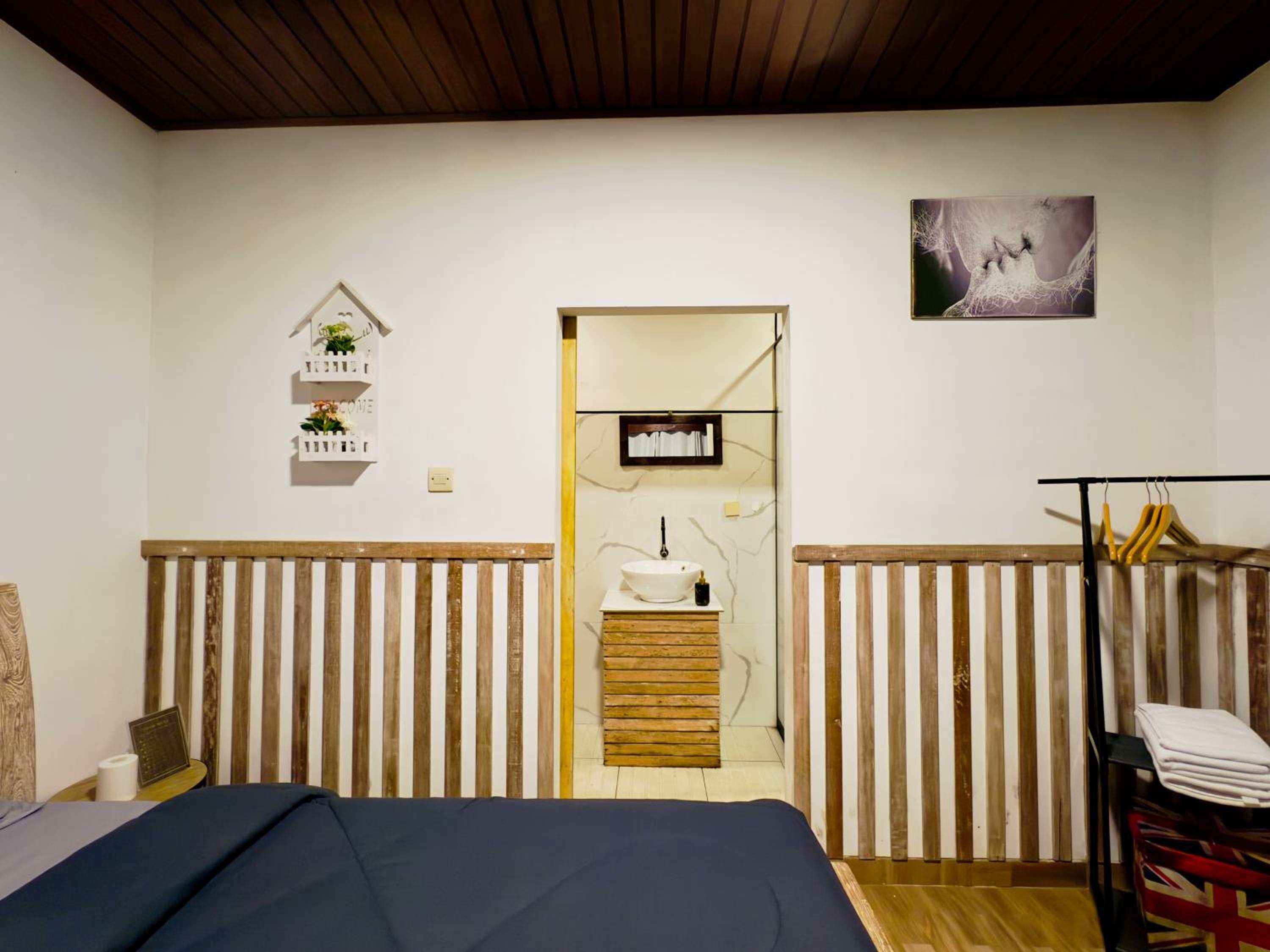 Tamalia House