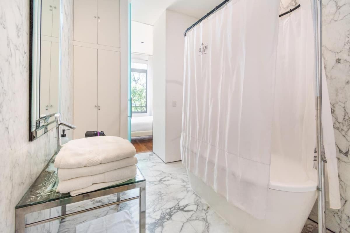 Lovely Residence Faena Hotel & Residences