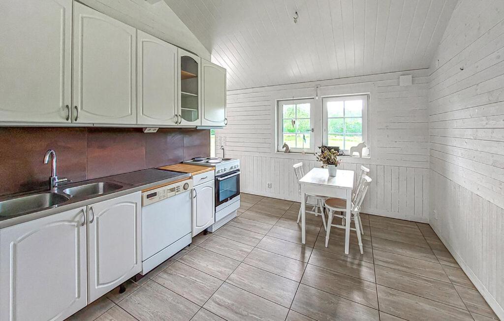 STUGA COTTAGE ÄNGELHOLM lantlig, on horsefarm view 2