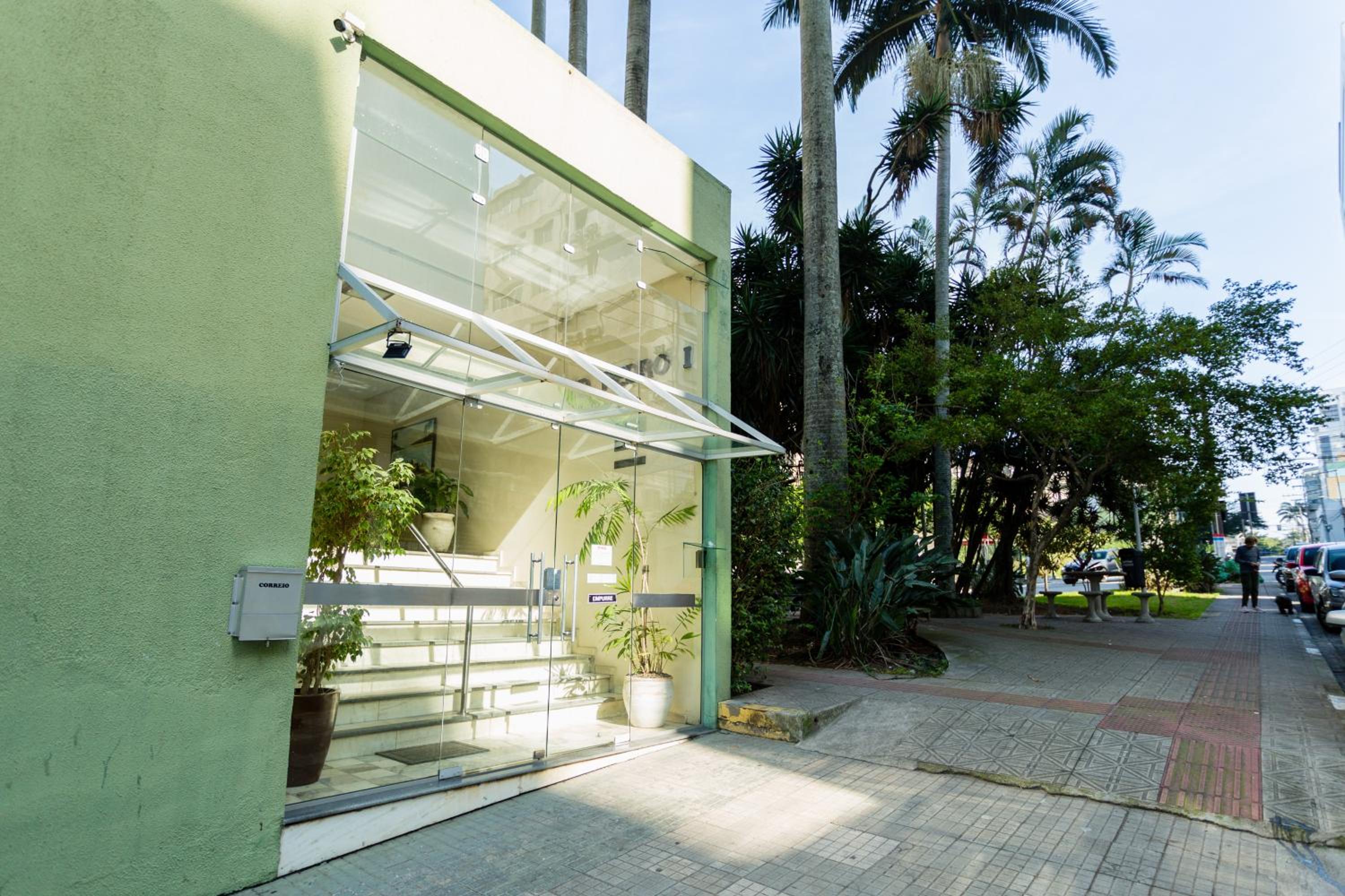 Apartamento Charmoso no Centro da Cidade P957