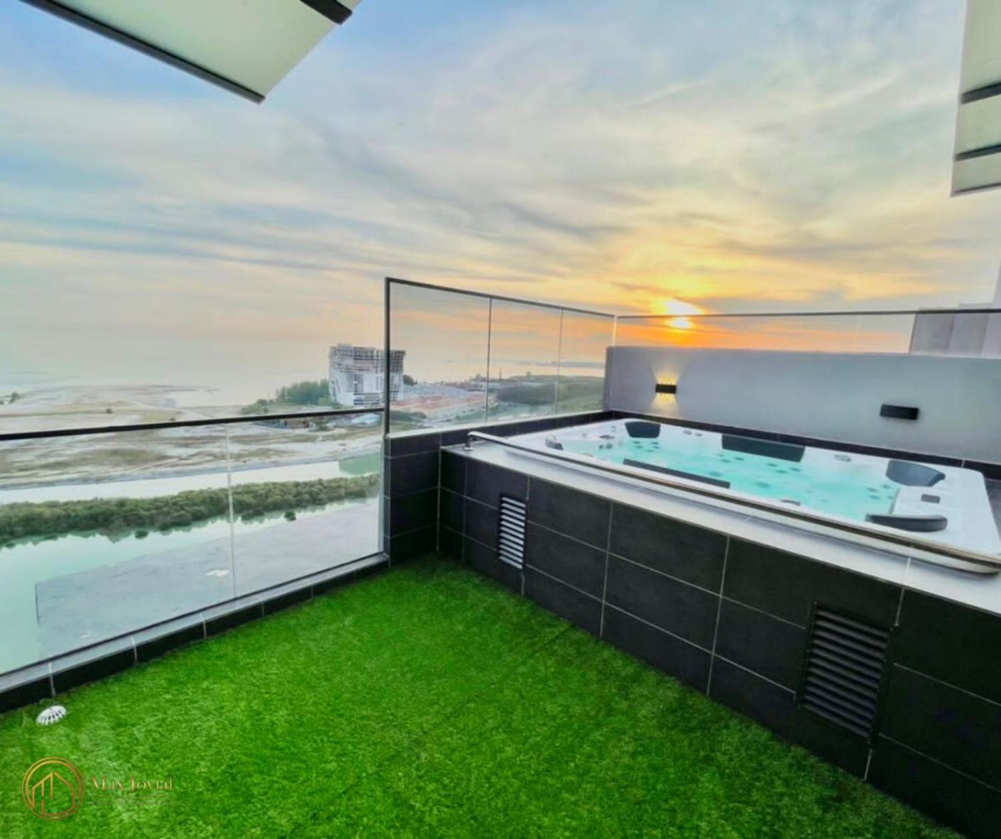 Imperio Residence 2 Bedrooms Private Jacuzzi Villa by MJ Holiday