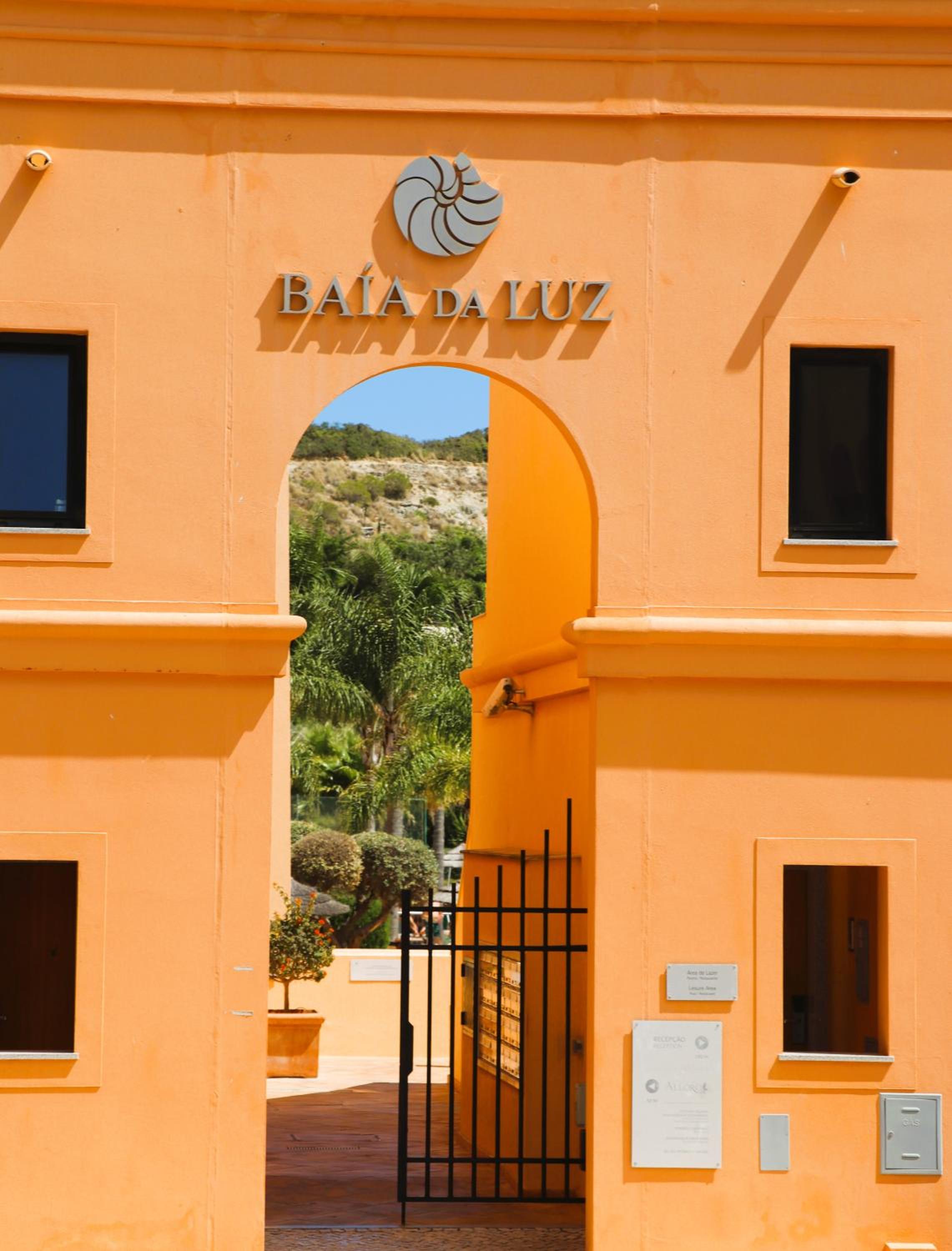 Luxury 3-bedroom apartment at high-end Praia da Luz
