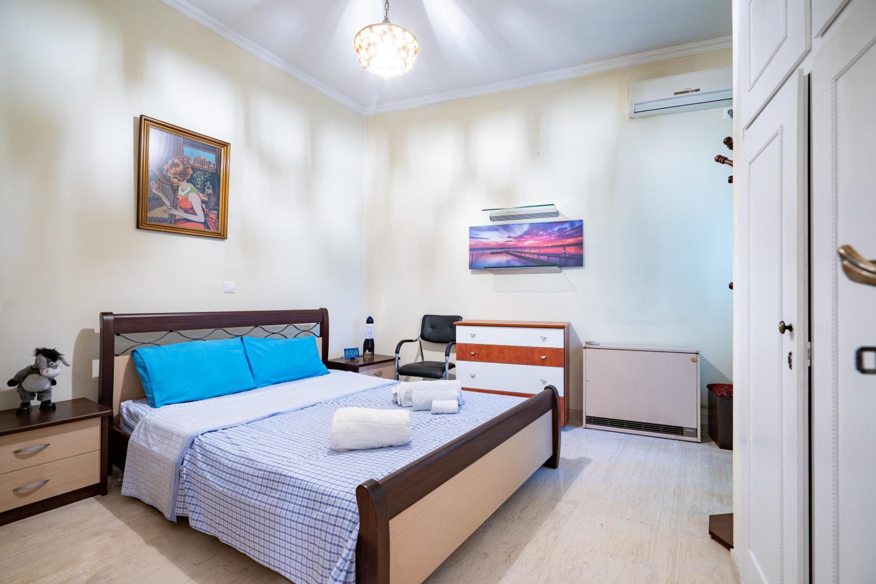 Cozy Ag Dimitrios 2 bdrm apart