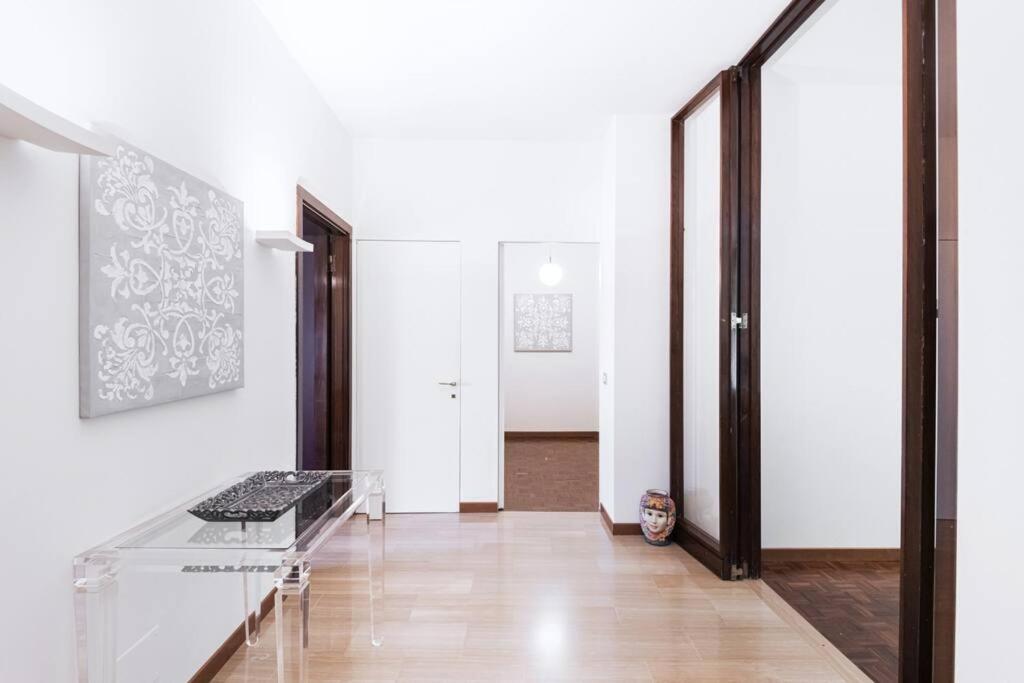 Easylife - Milano - Cherubini 6 - City Life