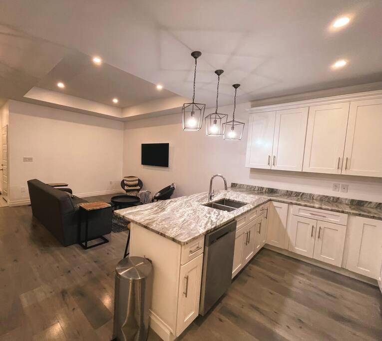 LUX House 2 Bedrooms 2 Bathroom