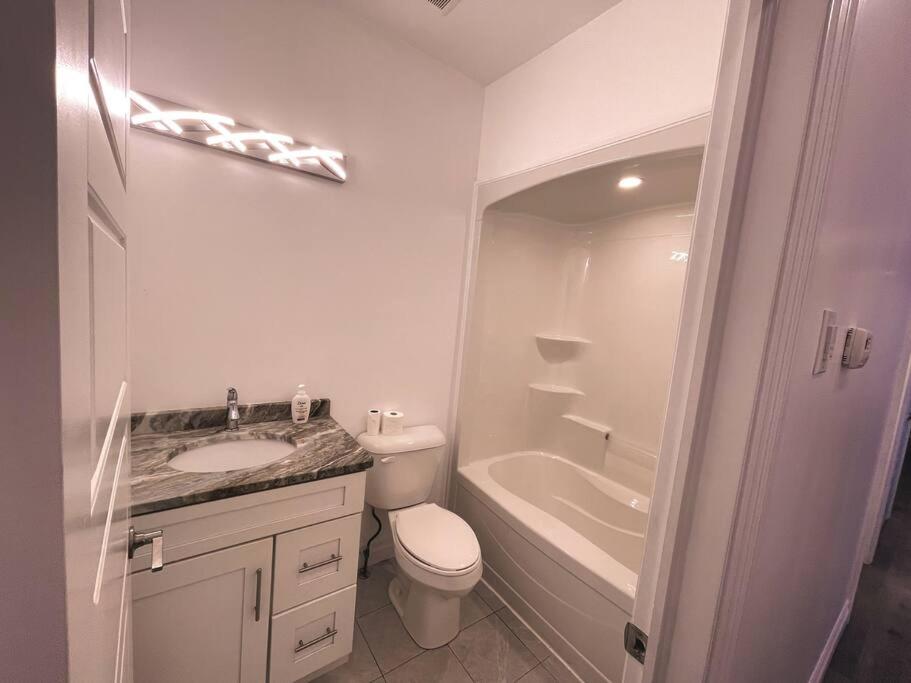 LUX House 2 Bedrooms 2 Bathroom