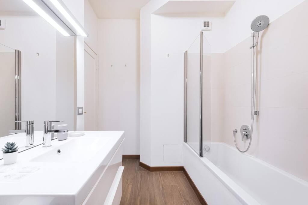 Easylife - Milano - Cherubini 6 - City Life