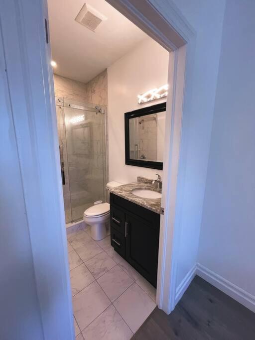 LUX House 2 Bedrooms 2 Bathroom