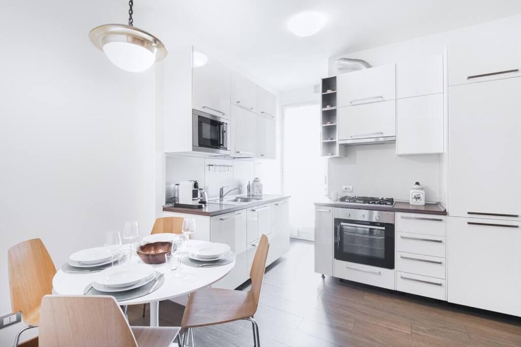 Easylife - Milano - Cherubini 6 - City Life
