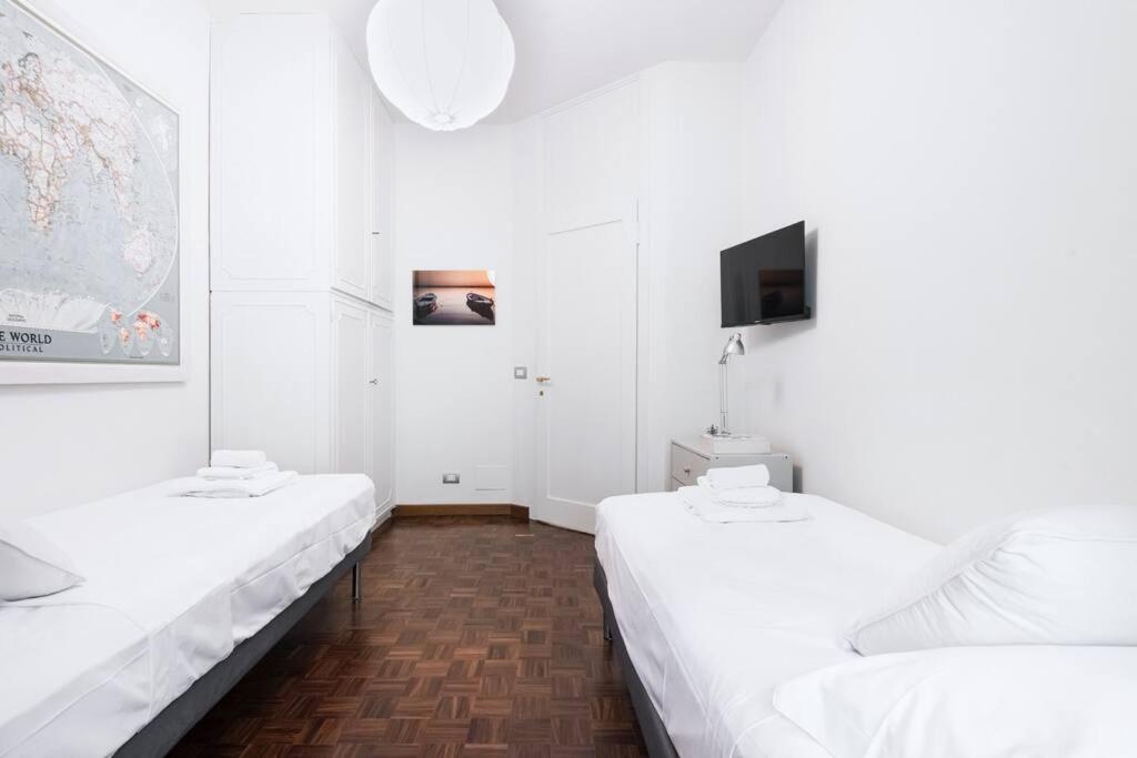 Easylife - Milano - Cherubini 6 - City Life
