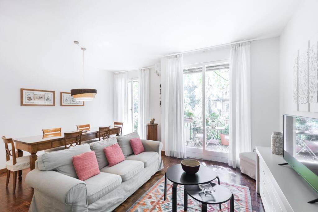 Easylife - Milano - Cherubini 6 - City Life