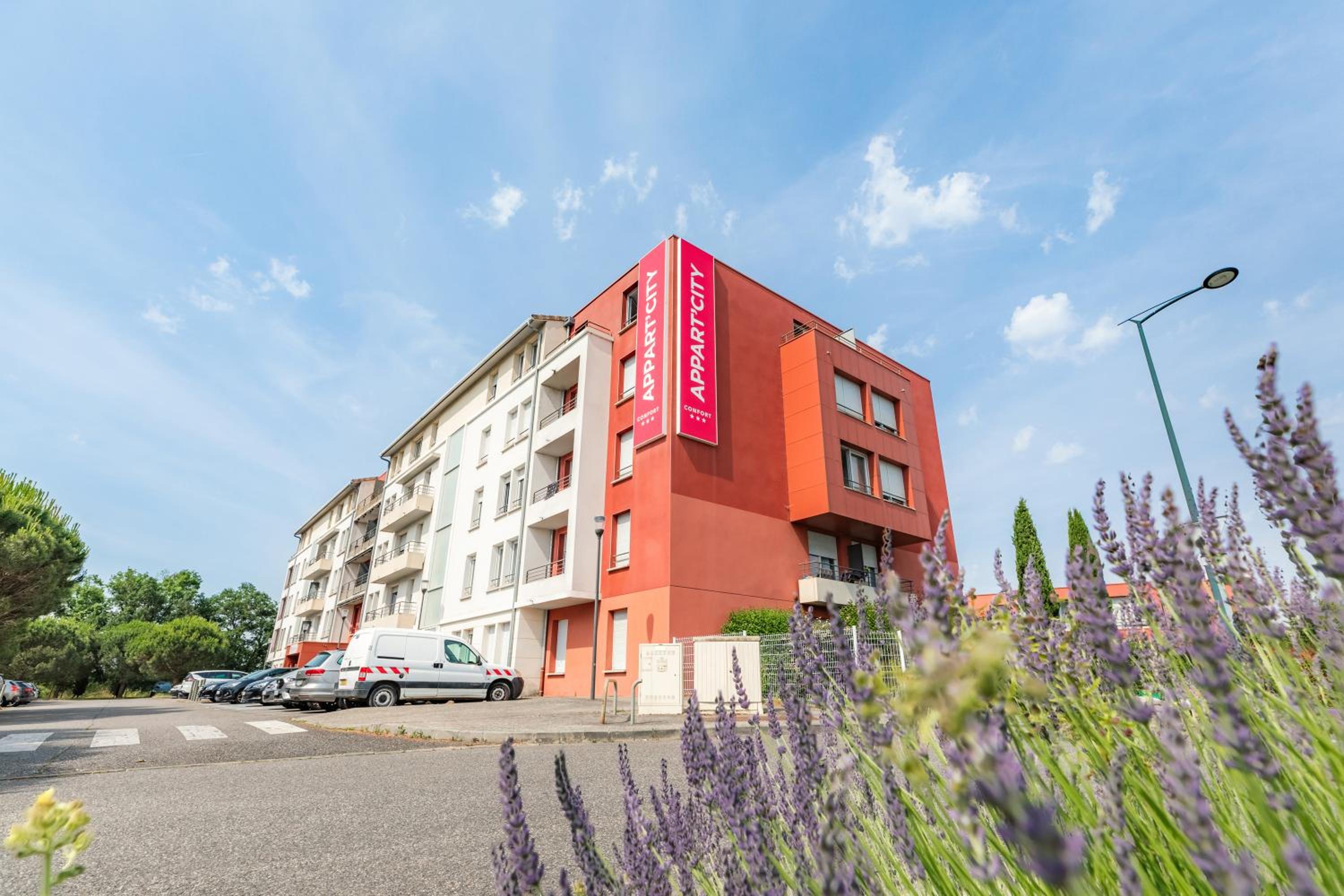 Hotel Appart'City Confort Toulouse Aéroport Cornebarrieu - Image 1