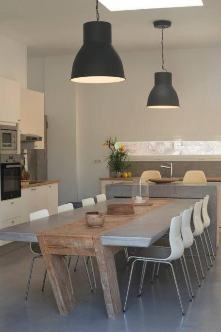 Schitterende Villa Met Zwembad, Heerlijk Rustig