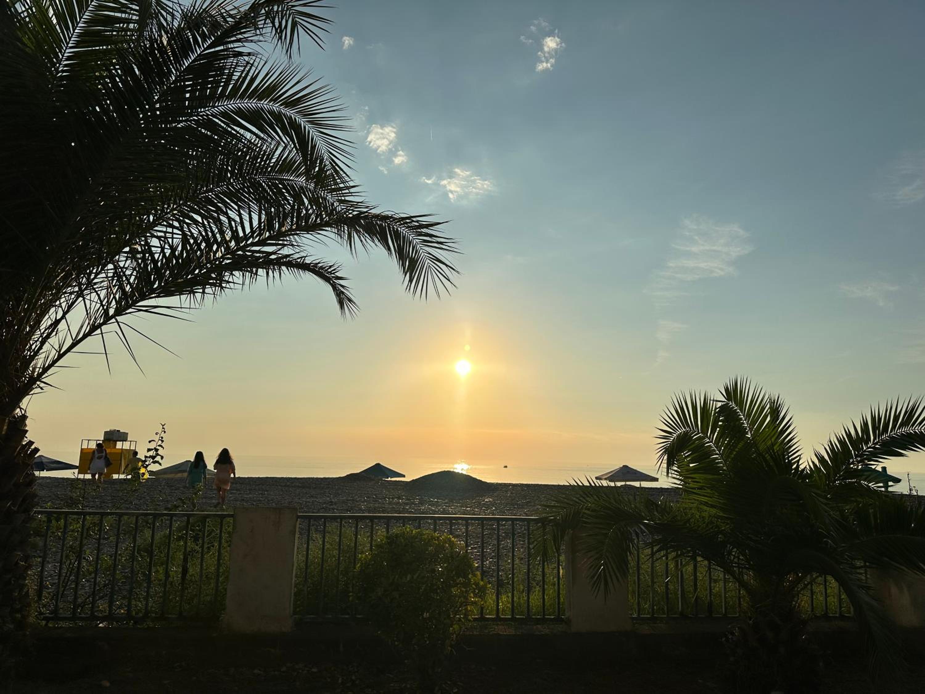 Gonio N302,2 Beachfront Mountain view apartment
