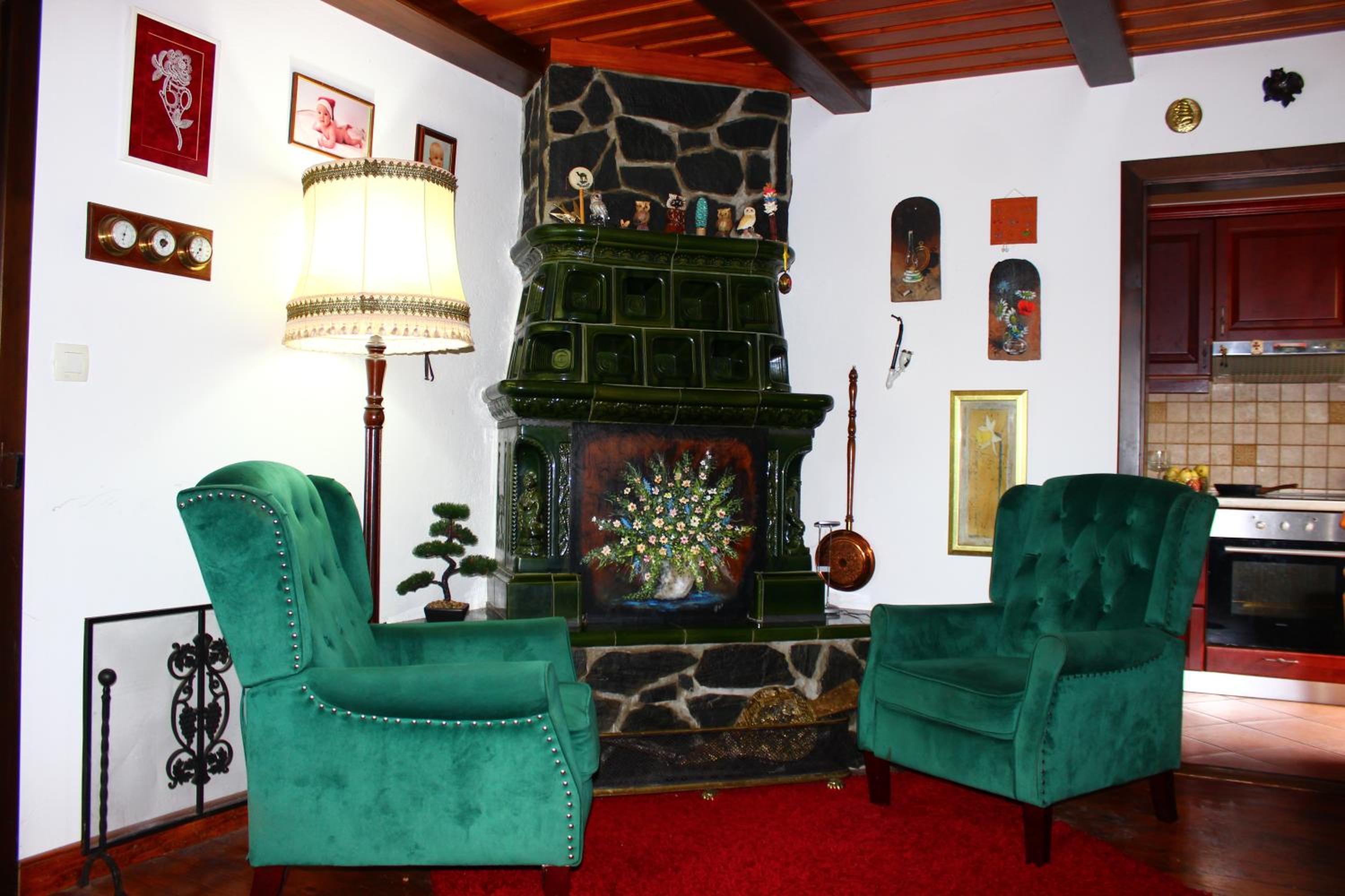 Photo 8