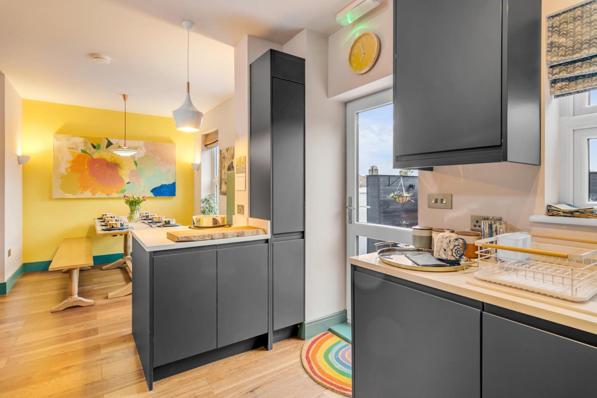 Eco Friendly Luxury Townhouse with Parking view 5