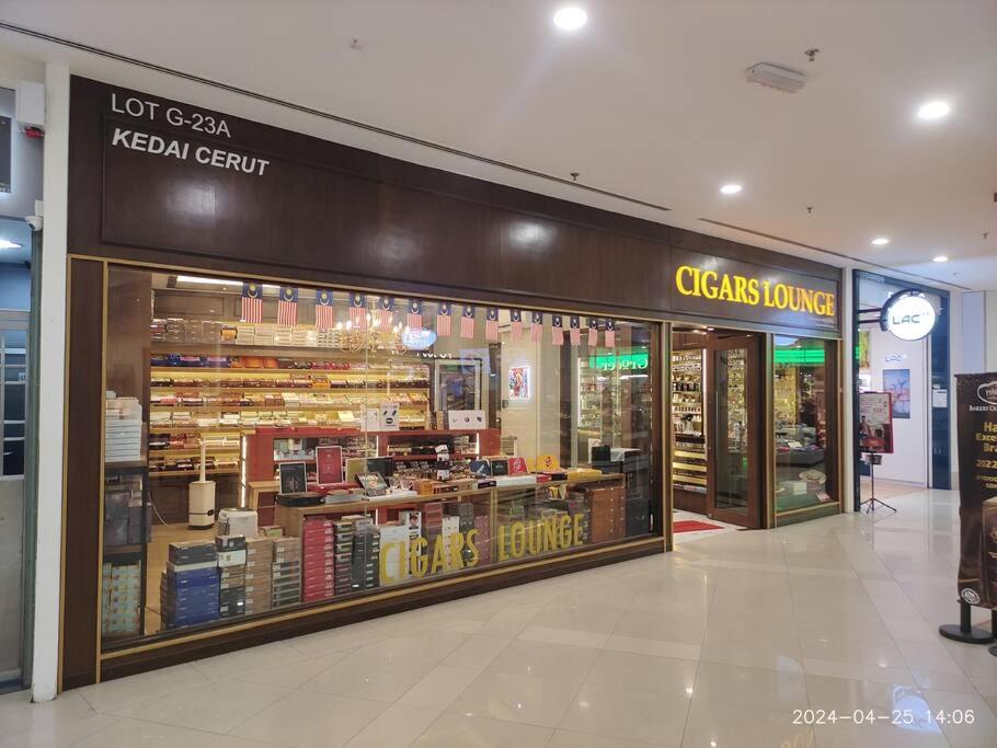 KL Dorsett Damas Grandeur Suite-F-Parking, Self C-In