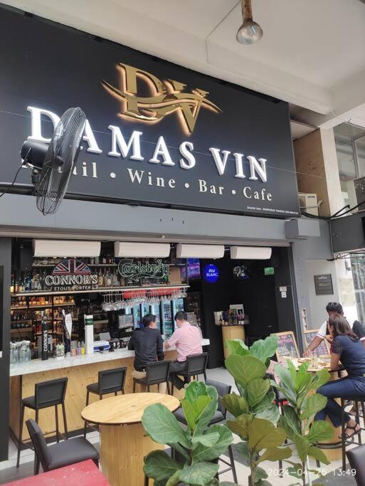 KL Dorsett Damas Grandeur Suite-F-Parking, Self C-In
