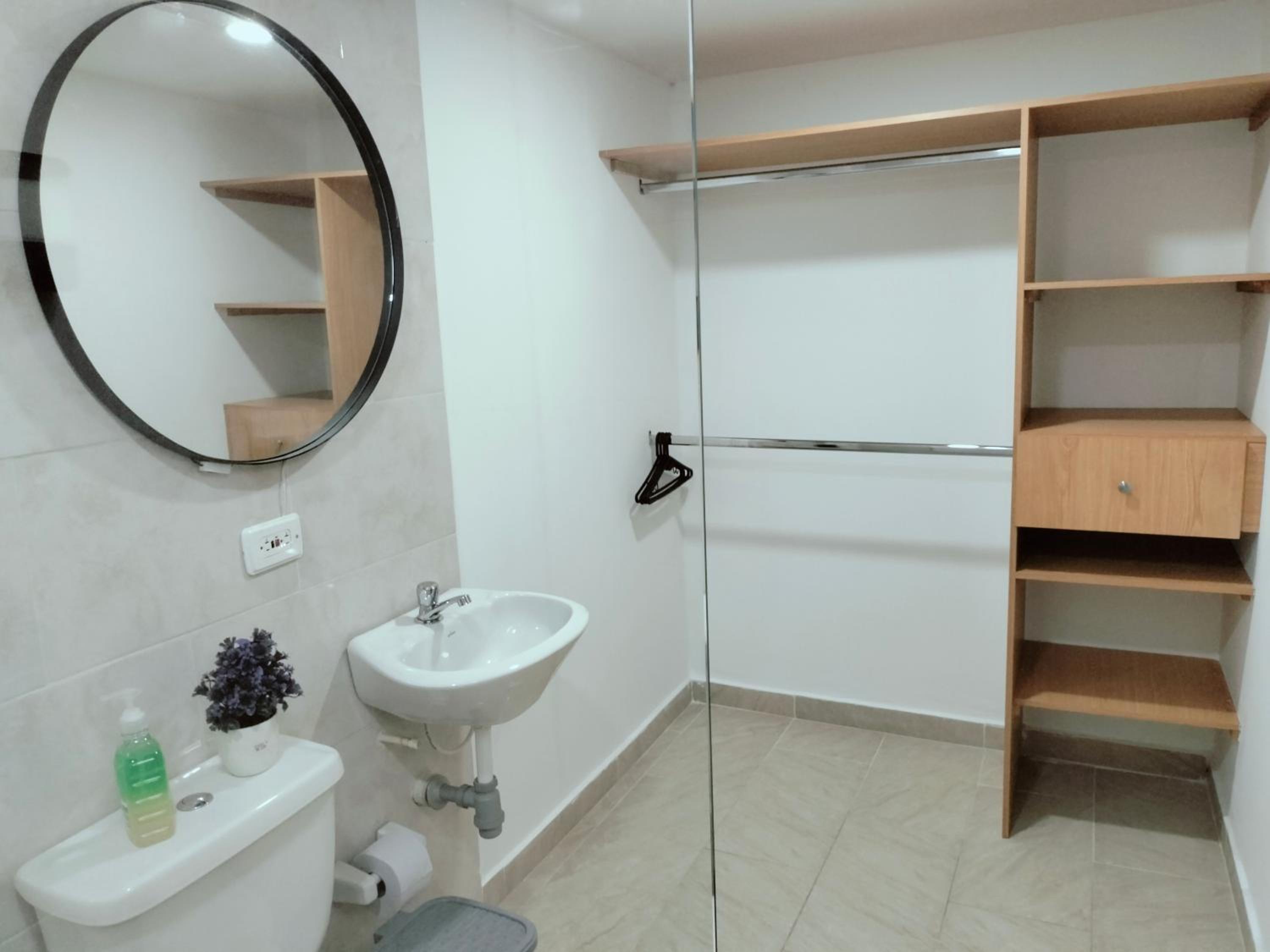 Moderno, 3hab, elegante, la mejor ubicación 402