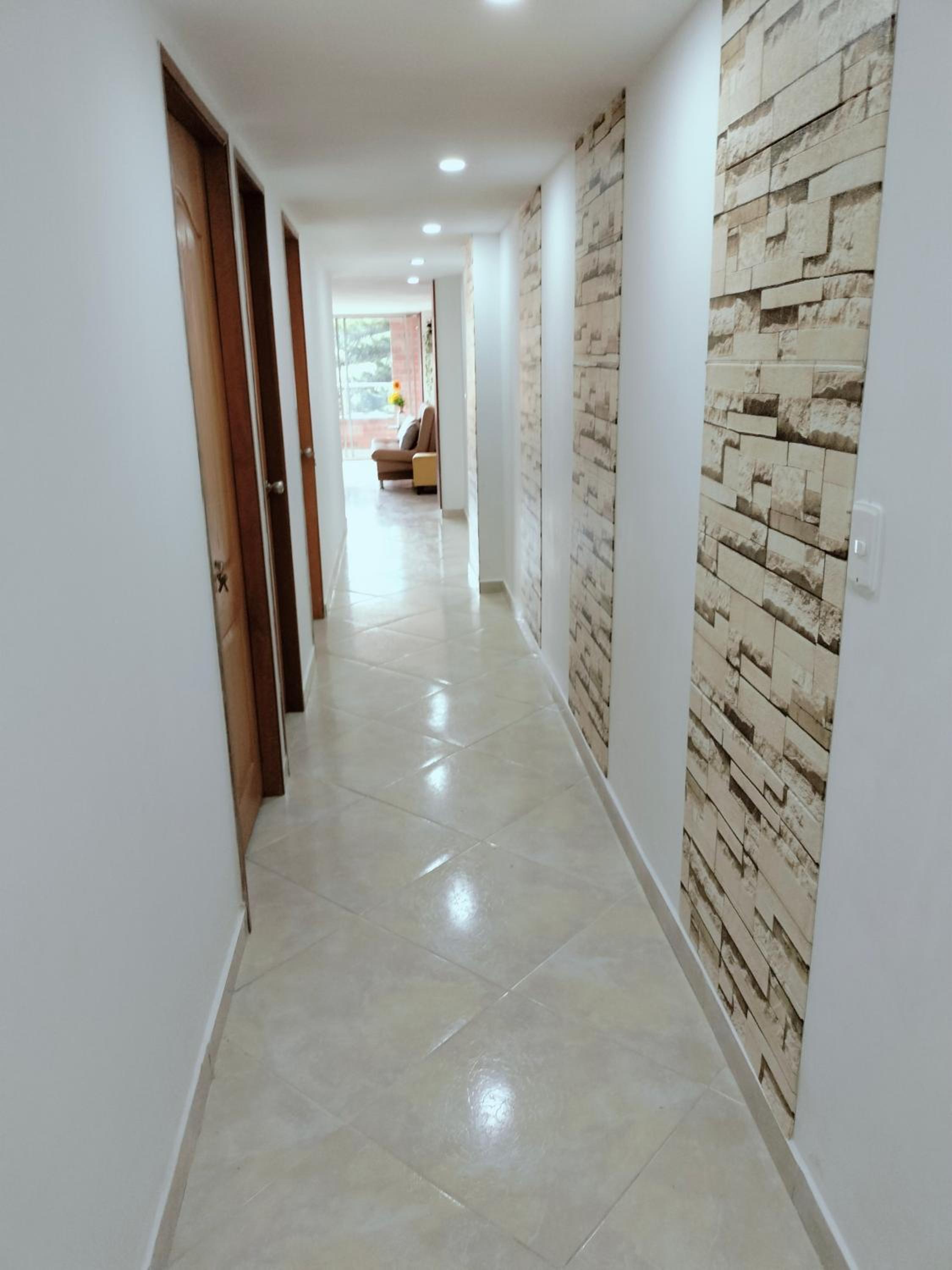 Moderno, 3hab, elegante, la mejor ubicación 402