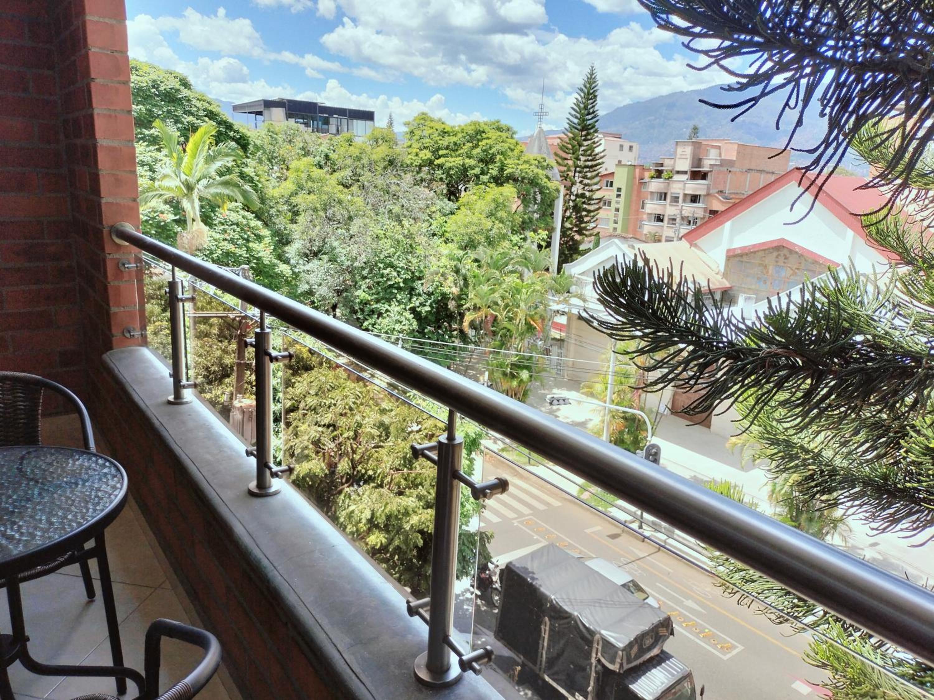 Moderno, 3hab, elegante, la mejor ubicación 402