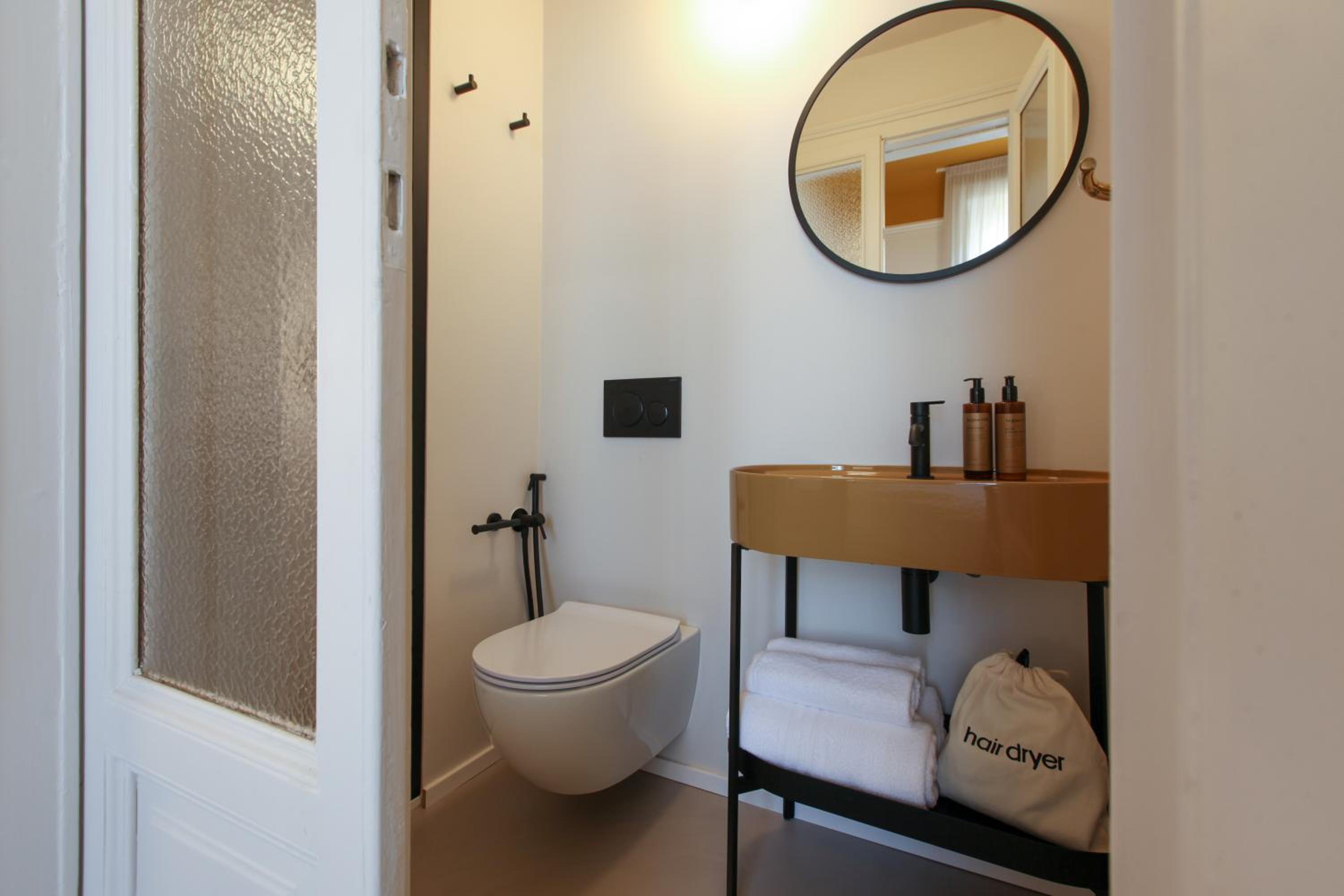 Cà Bèla - Certosa SUITES
